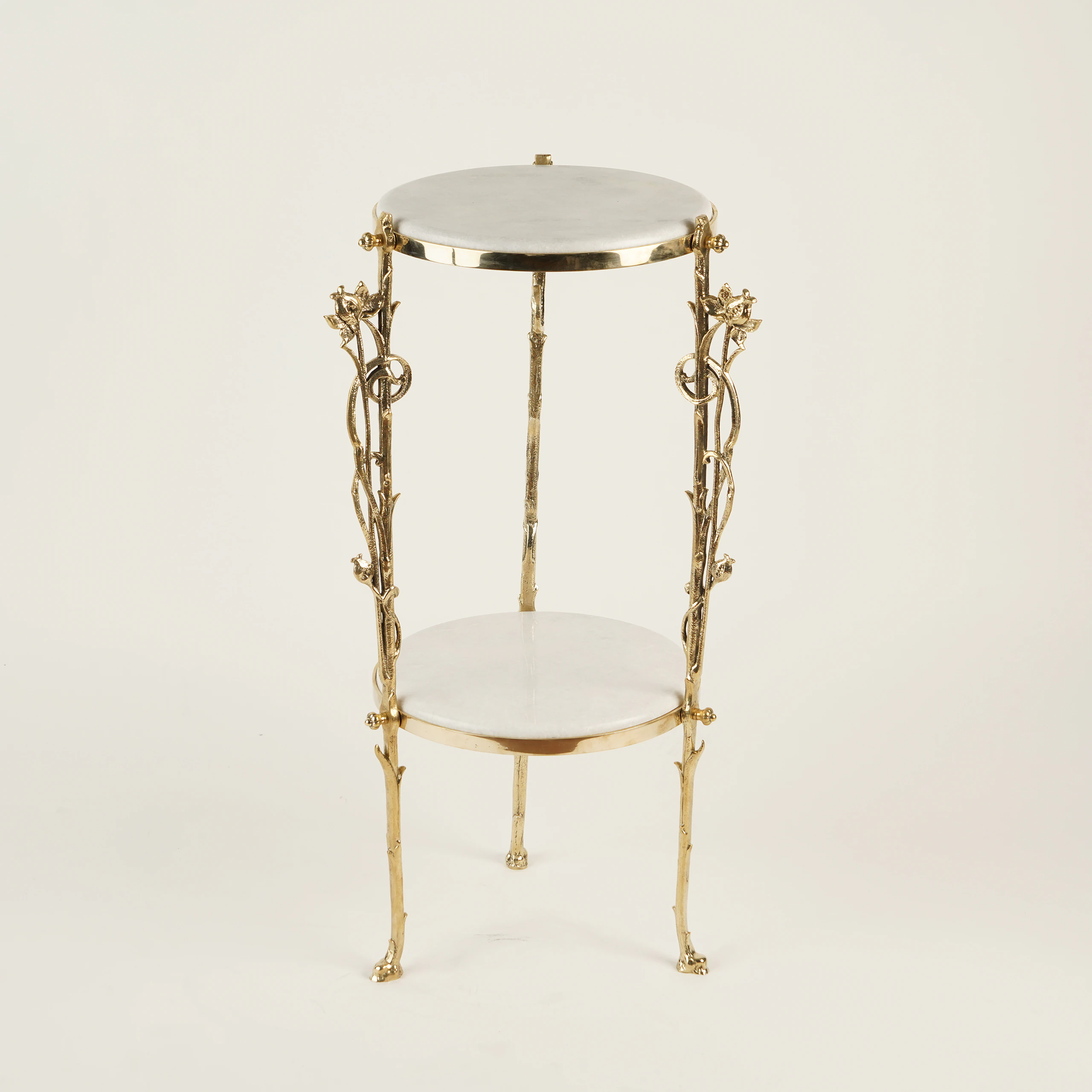 Quattrefoil Luxury Decor & Lighting