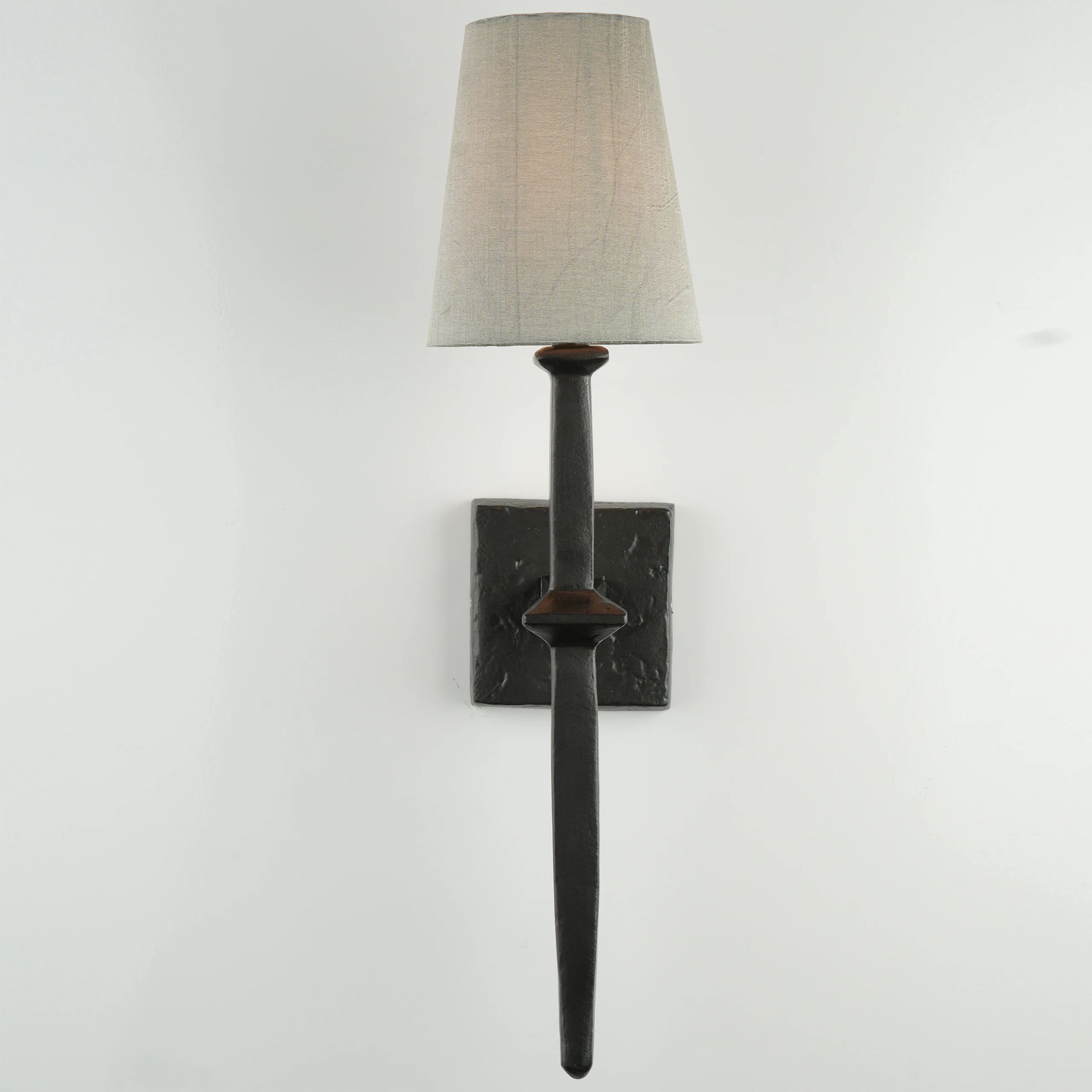 Quattrefoil Luxury Decor & Lighting