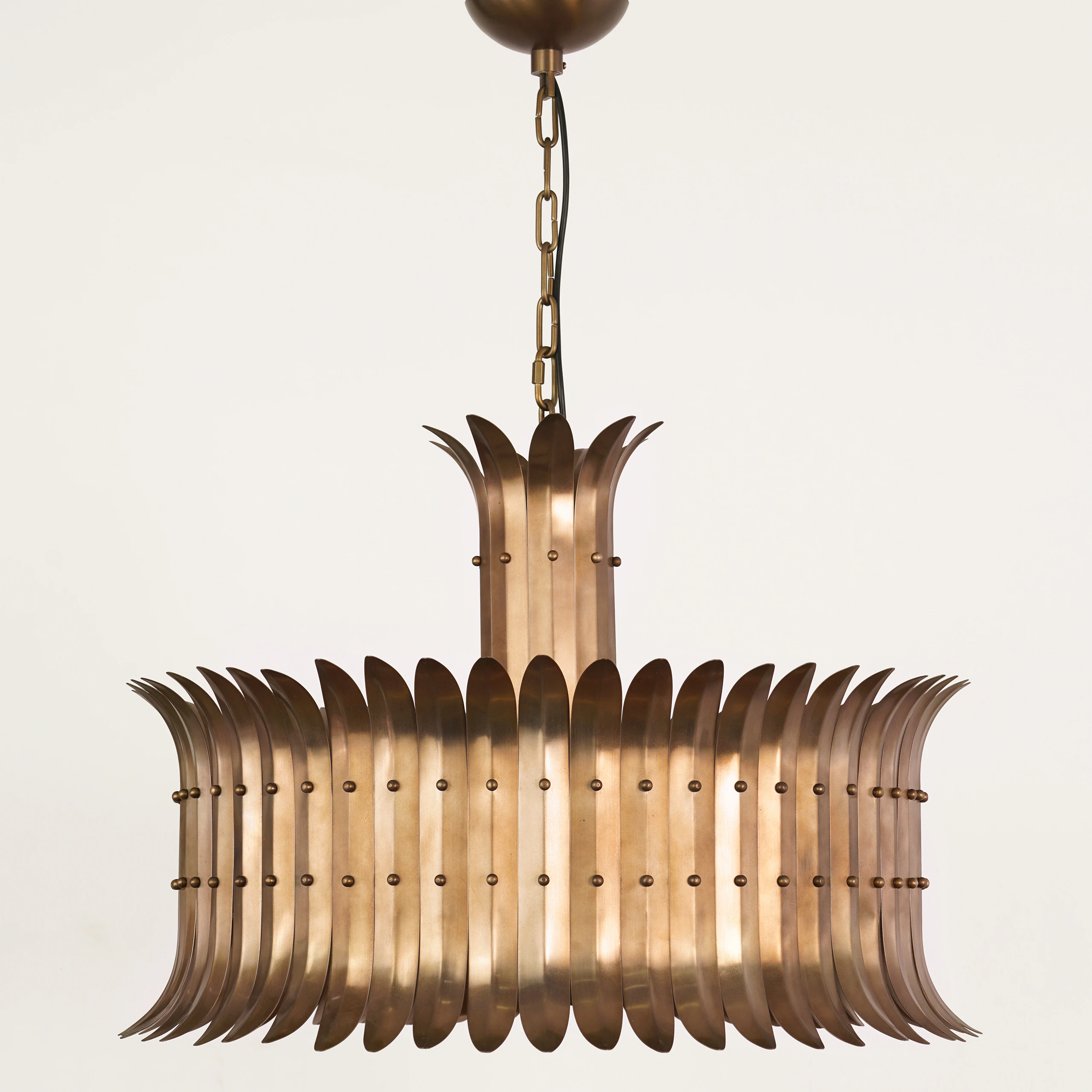 Quattrefoil Luxury Decor & Lighting