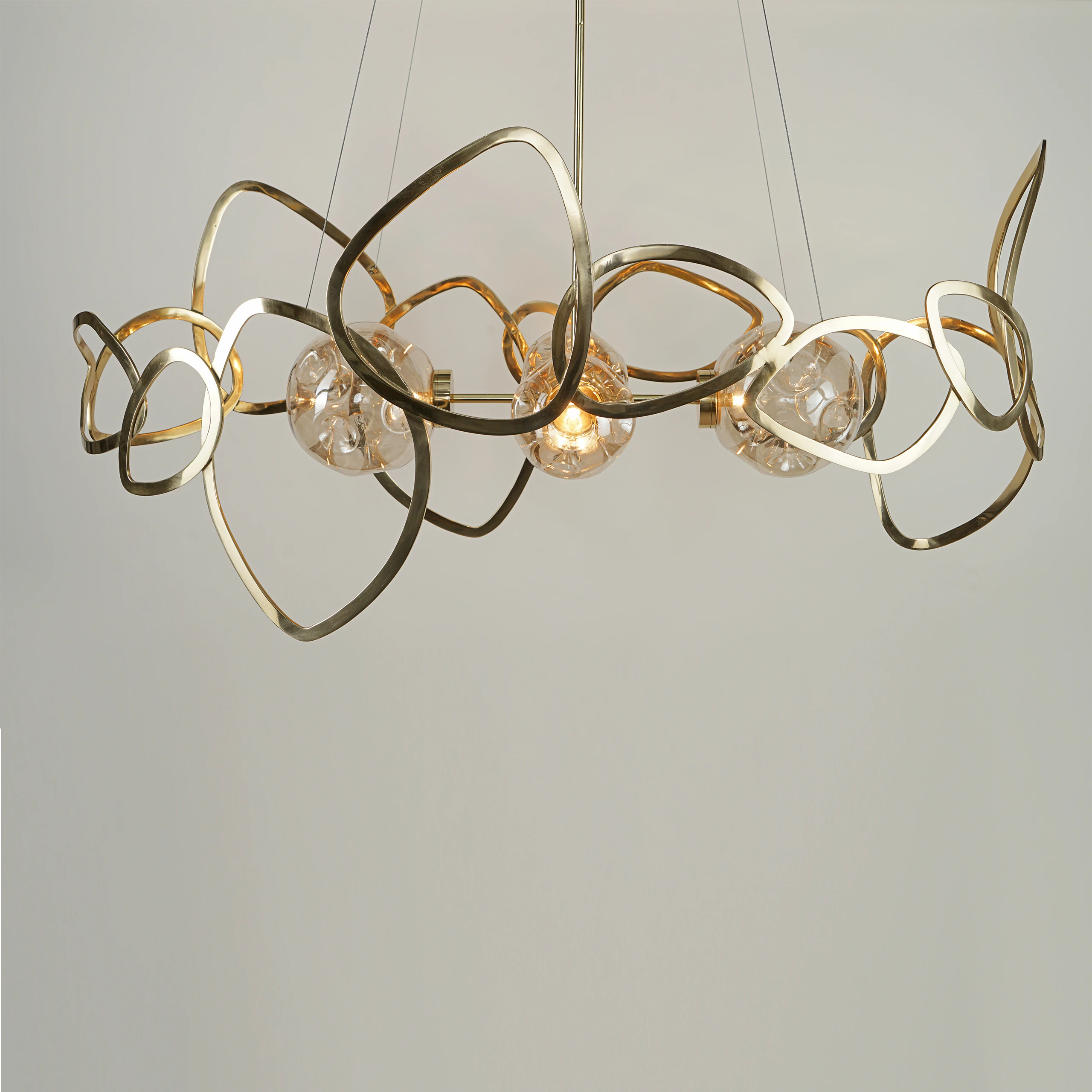 Quattrefoil Luxury Decor & Lighting