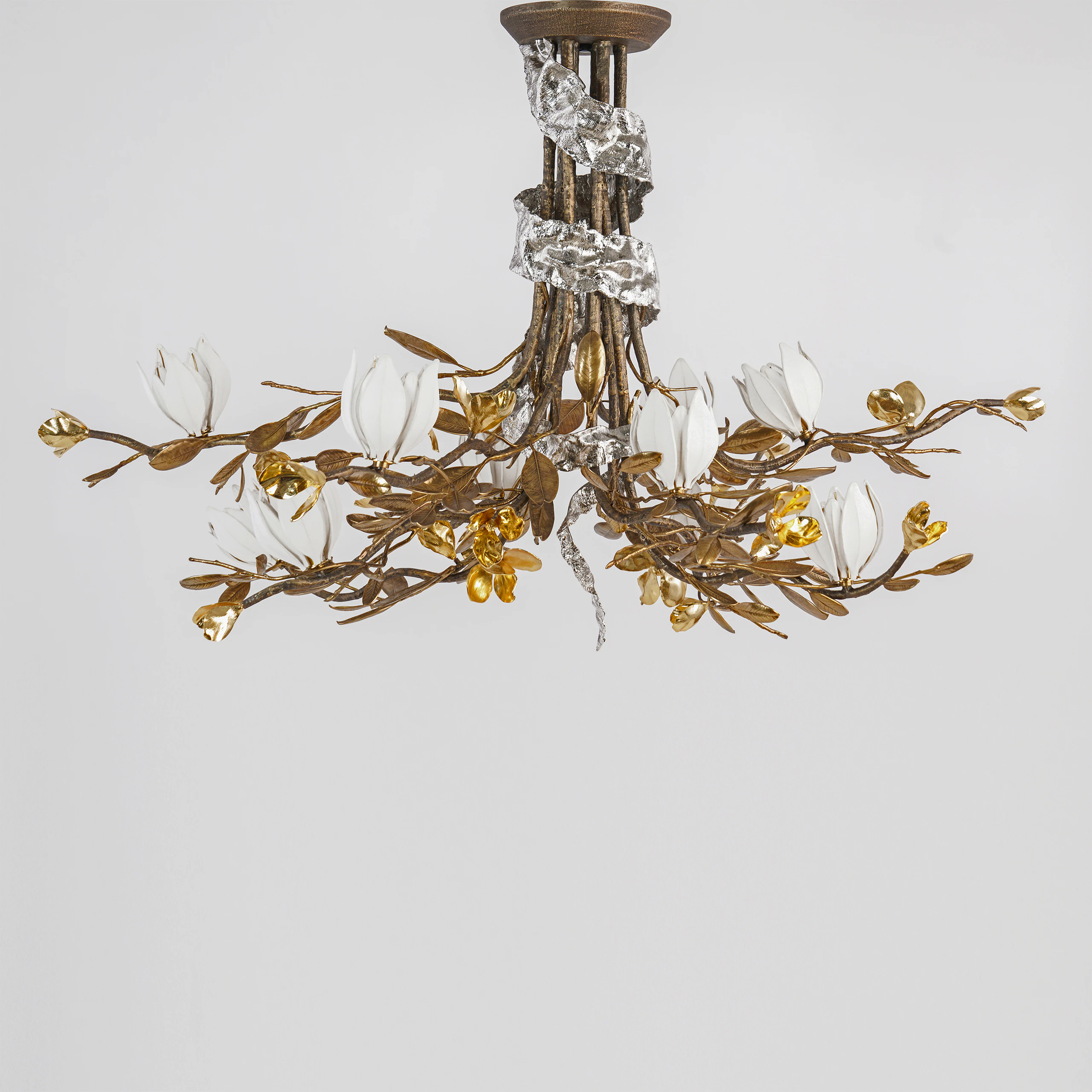 Quattrefoil Luxury Decor & Lighting