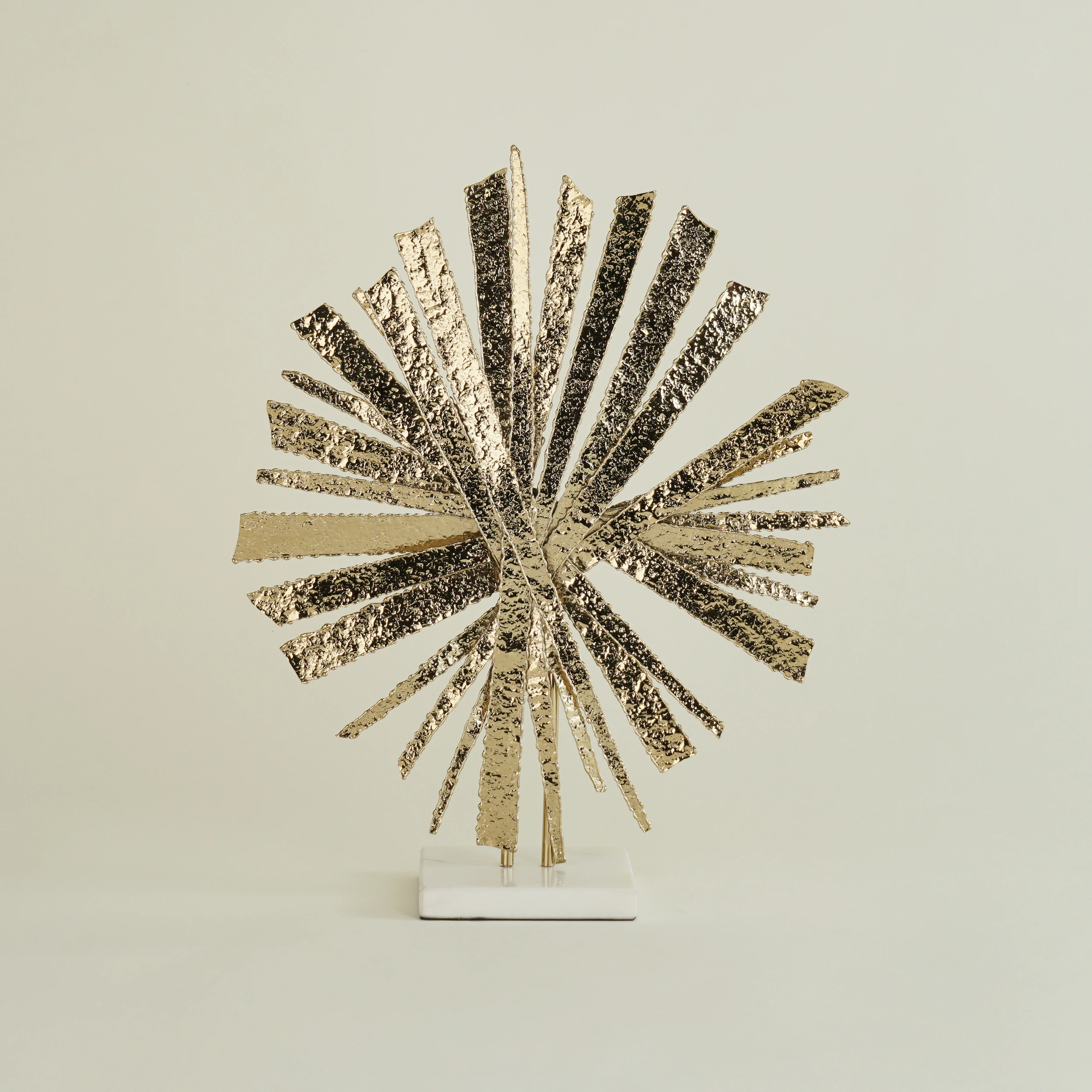 Quattrefoil Luxury Decor & Lighting