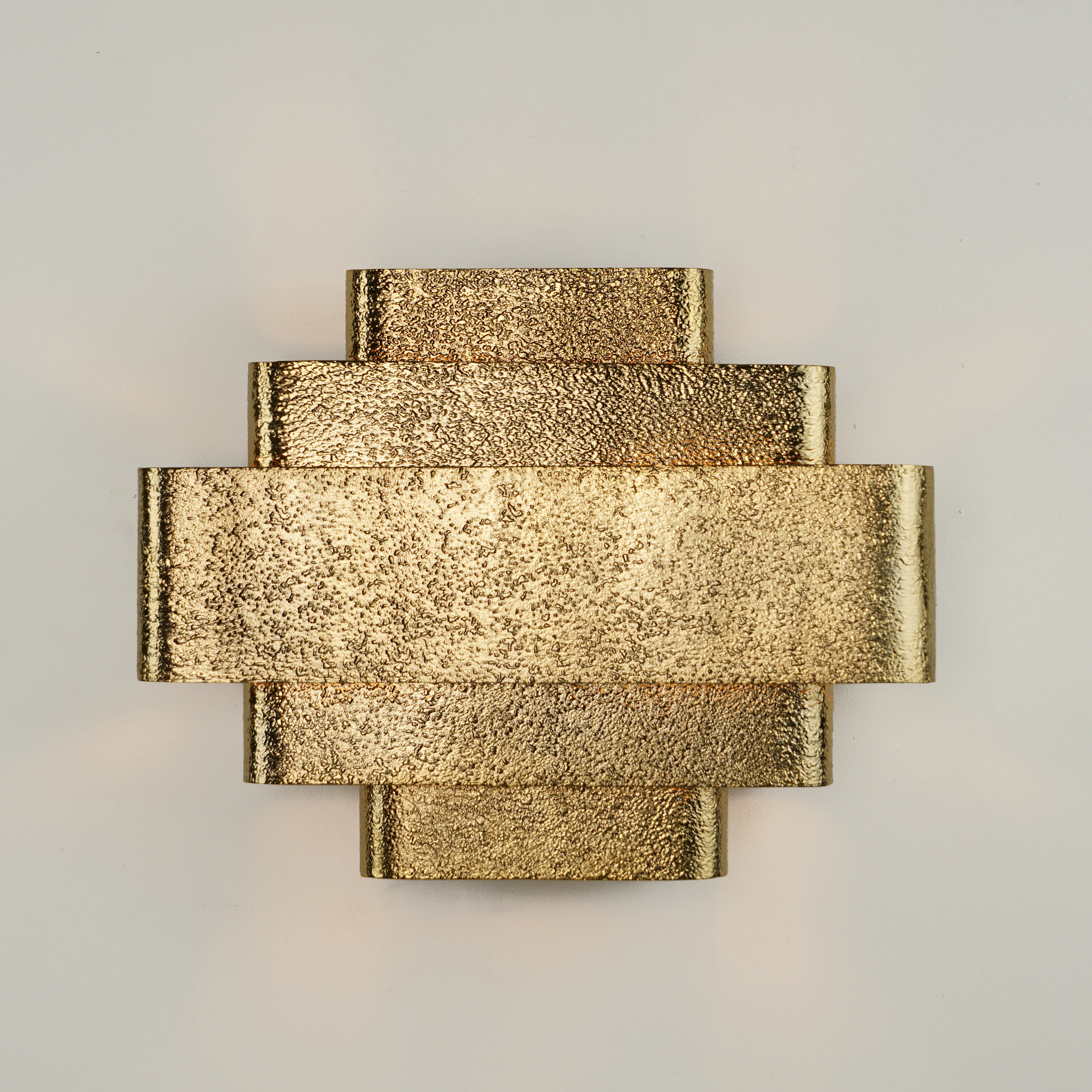 Quattrefoil Luxury Decor & Lighting
