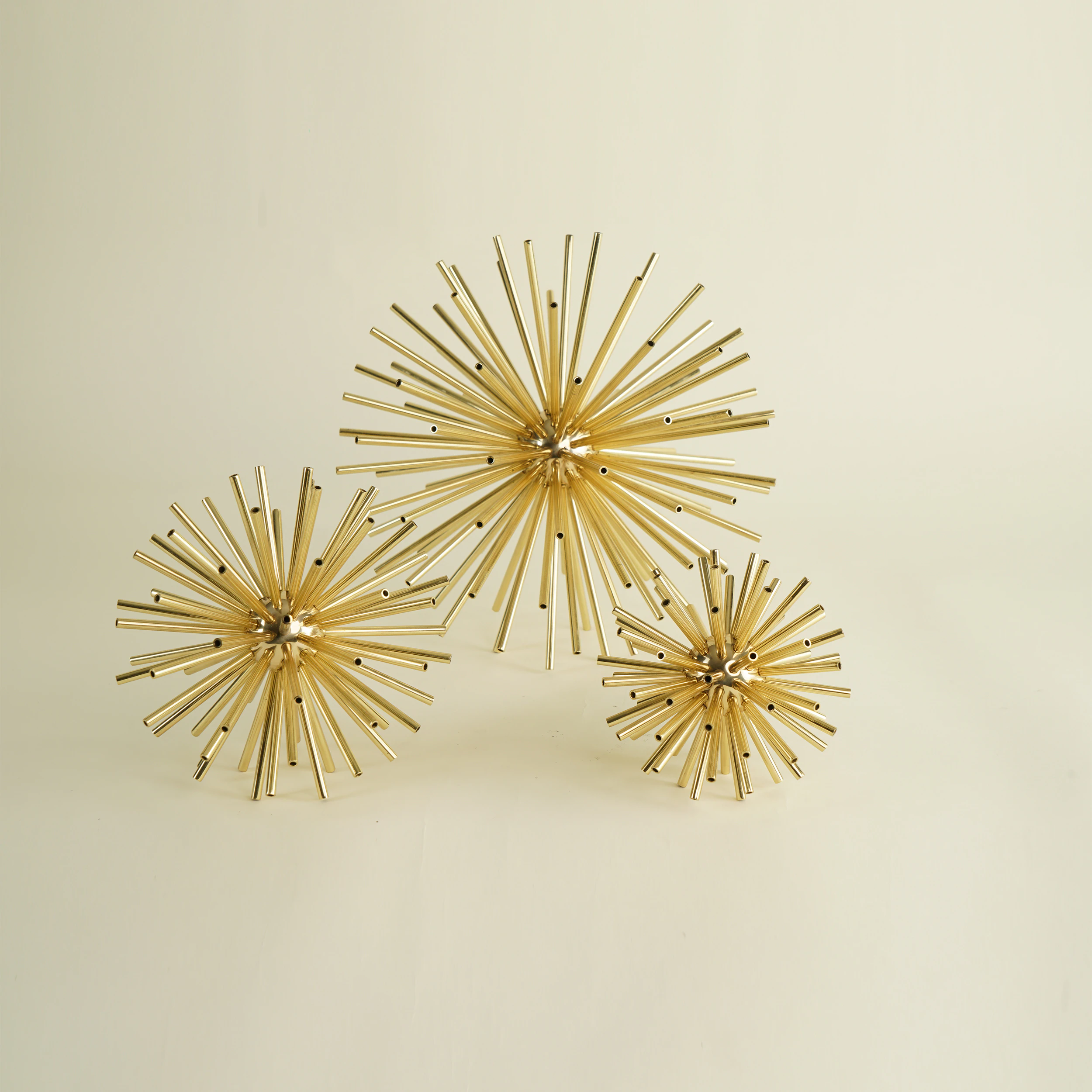Quattrefoil Luxury Decor & Lighting