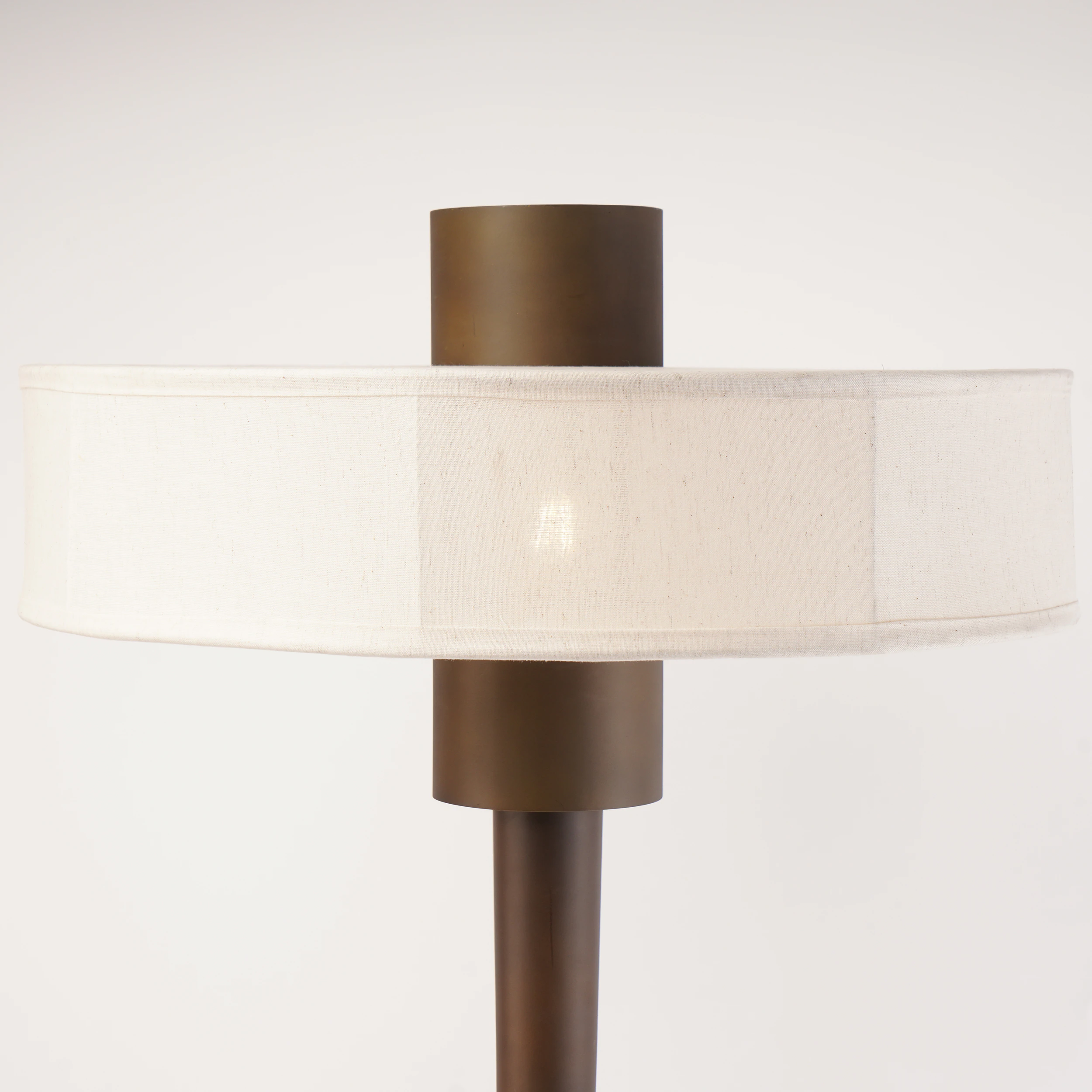 Quattrefoil Luxury Decor & Lighting
