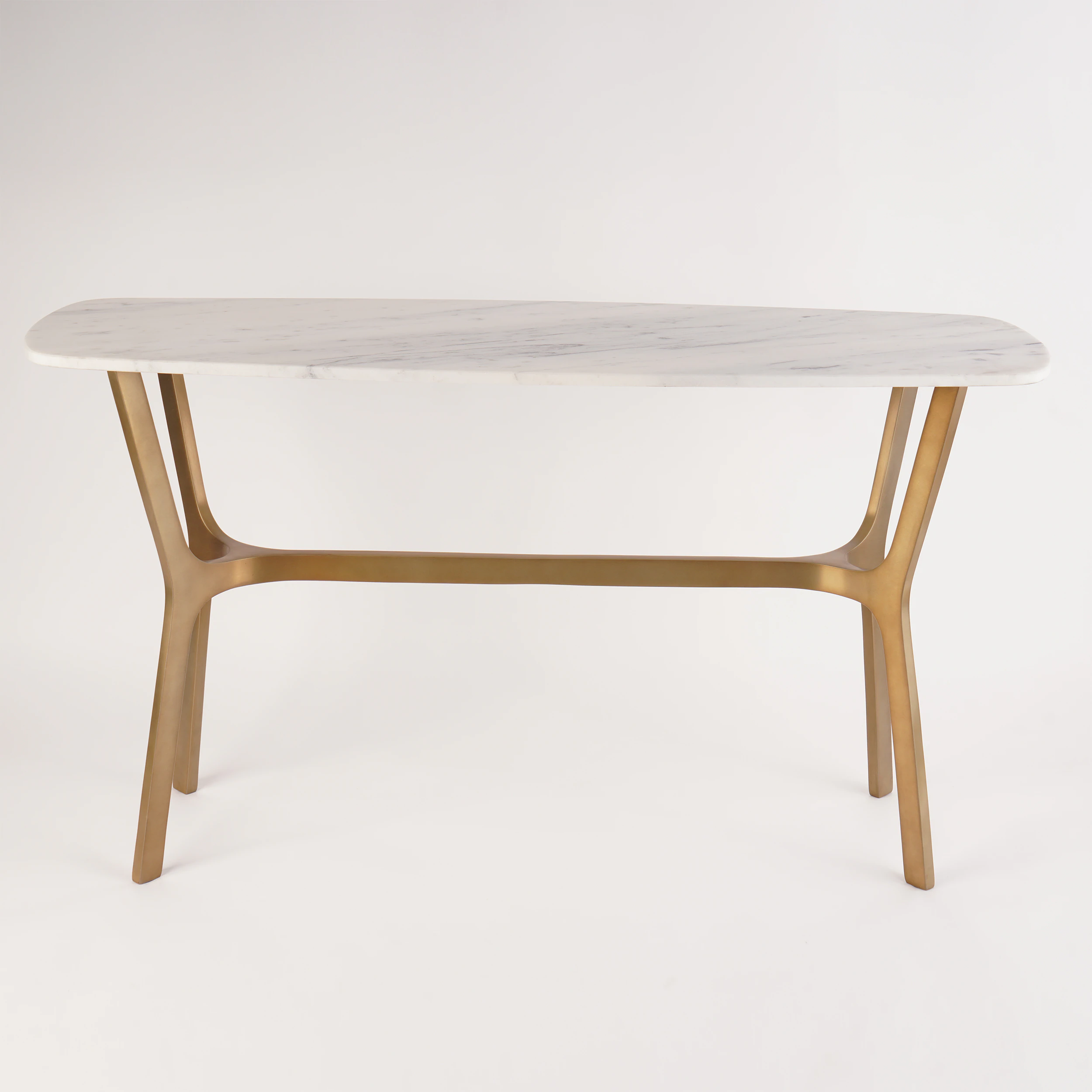 Quattrefoil Luxury Decor & Lighting