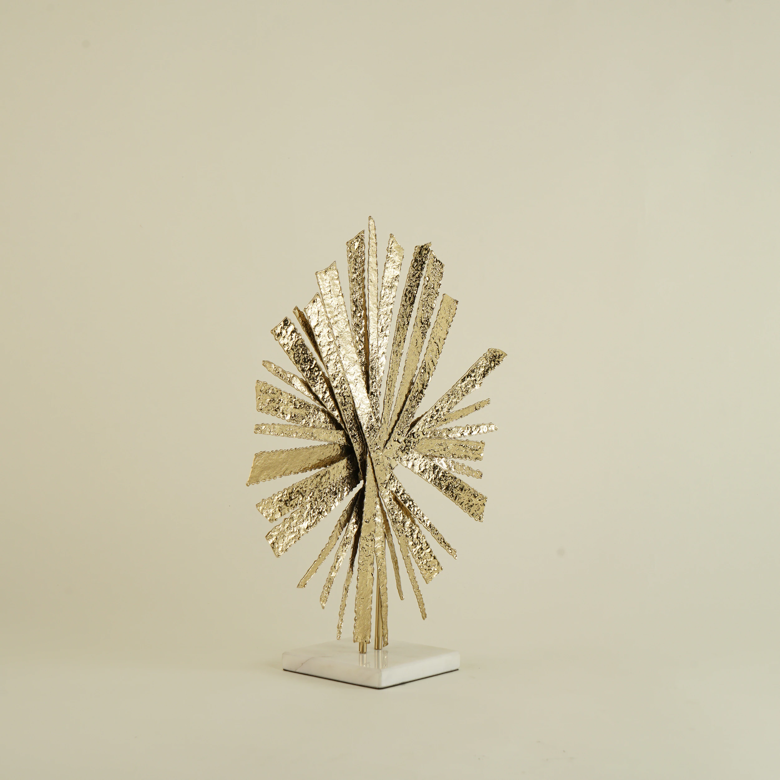 Quattrefoil Luxury Decor & Lighting