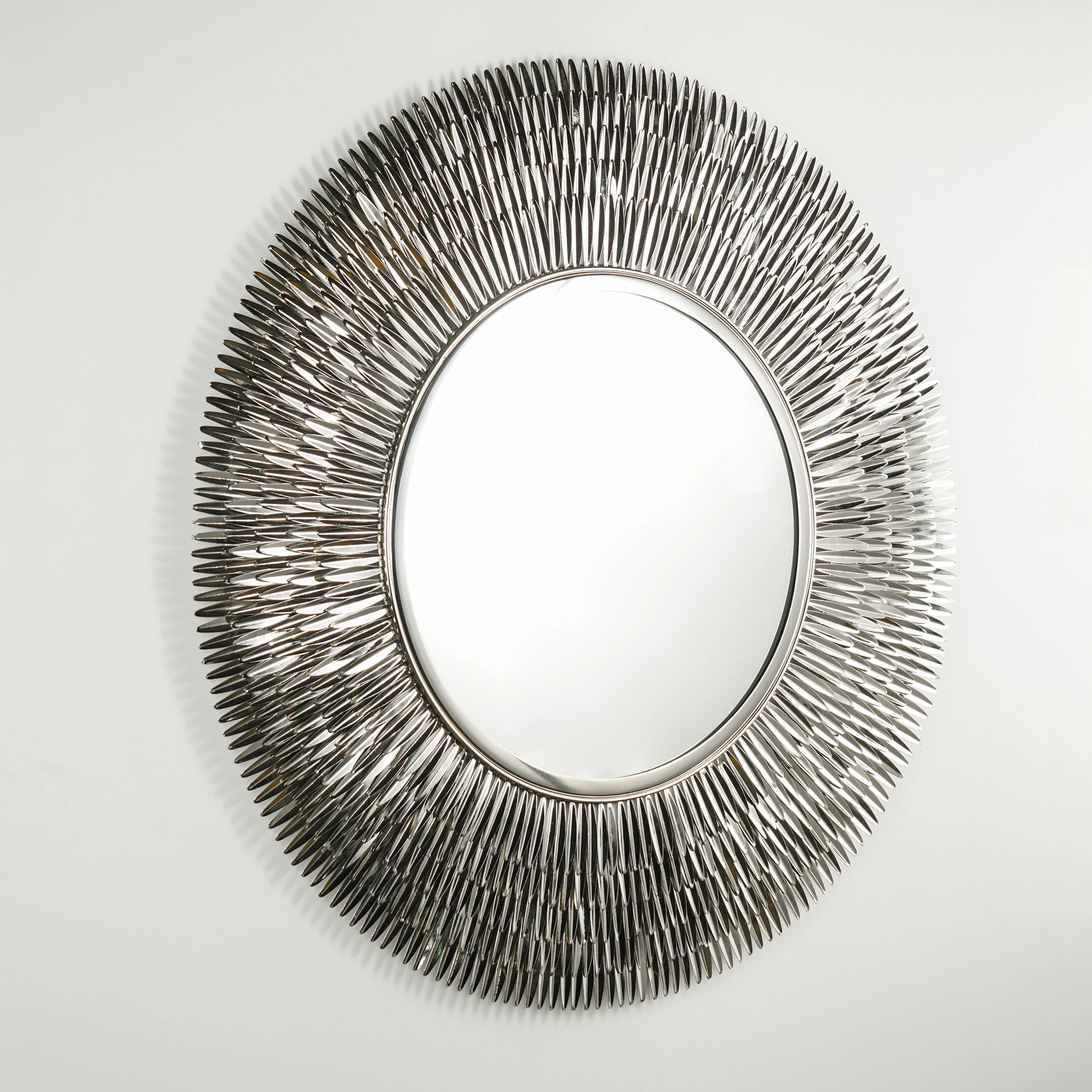 Quattrefoil Luxury Decor & Lighting
