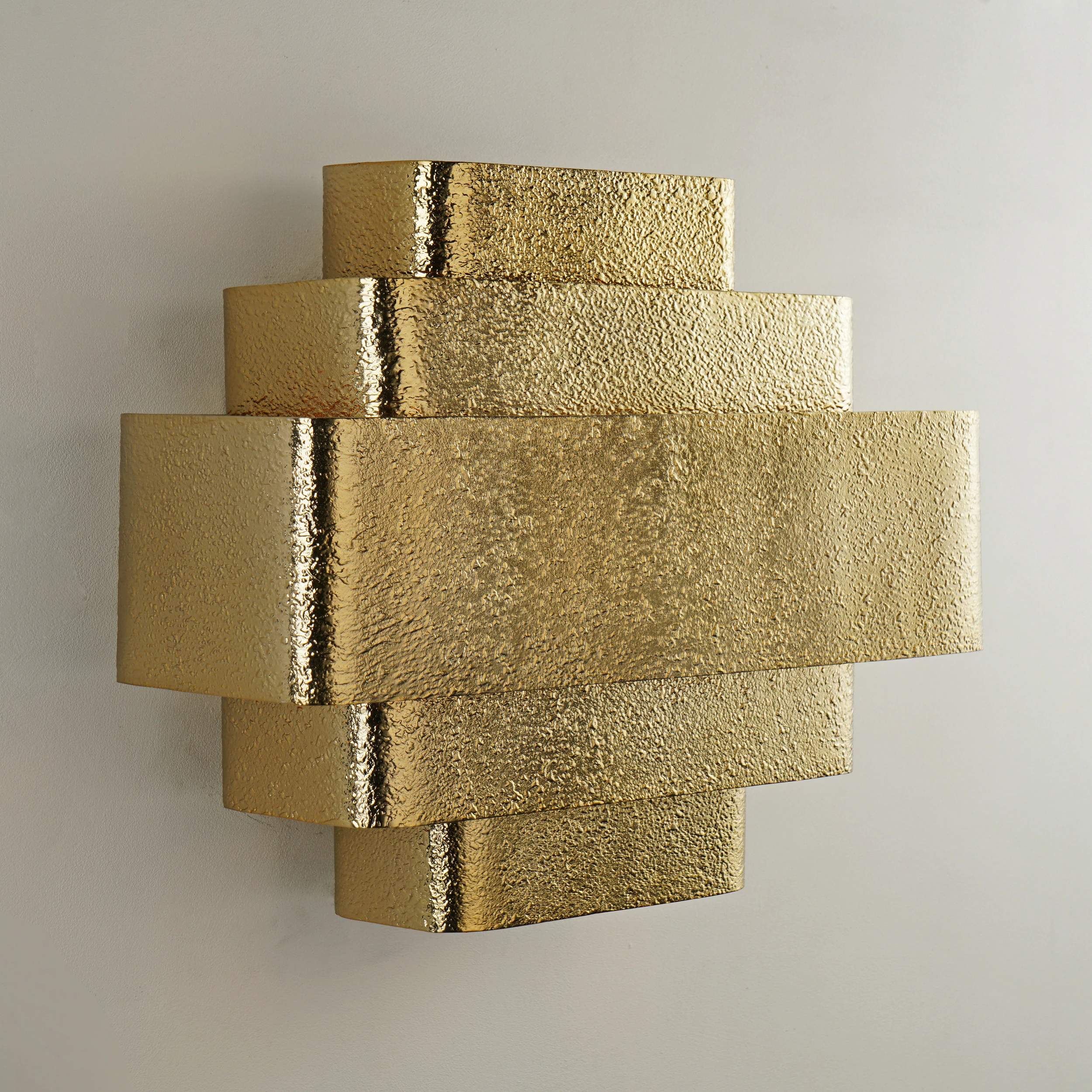 Quattrefoil Luxury Decor & Lighting