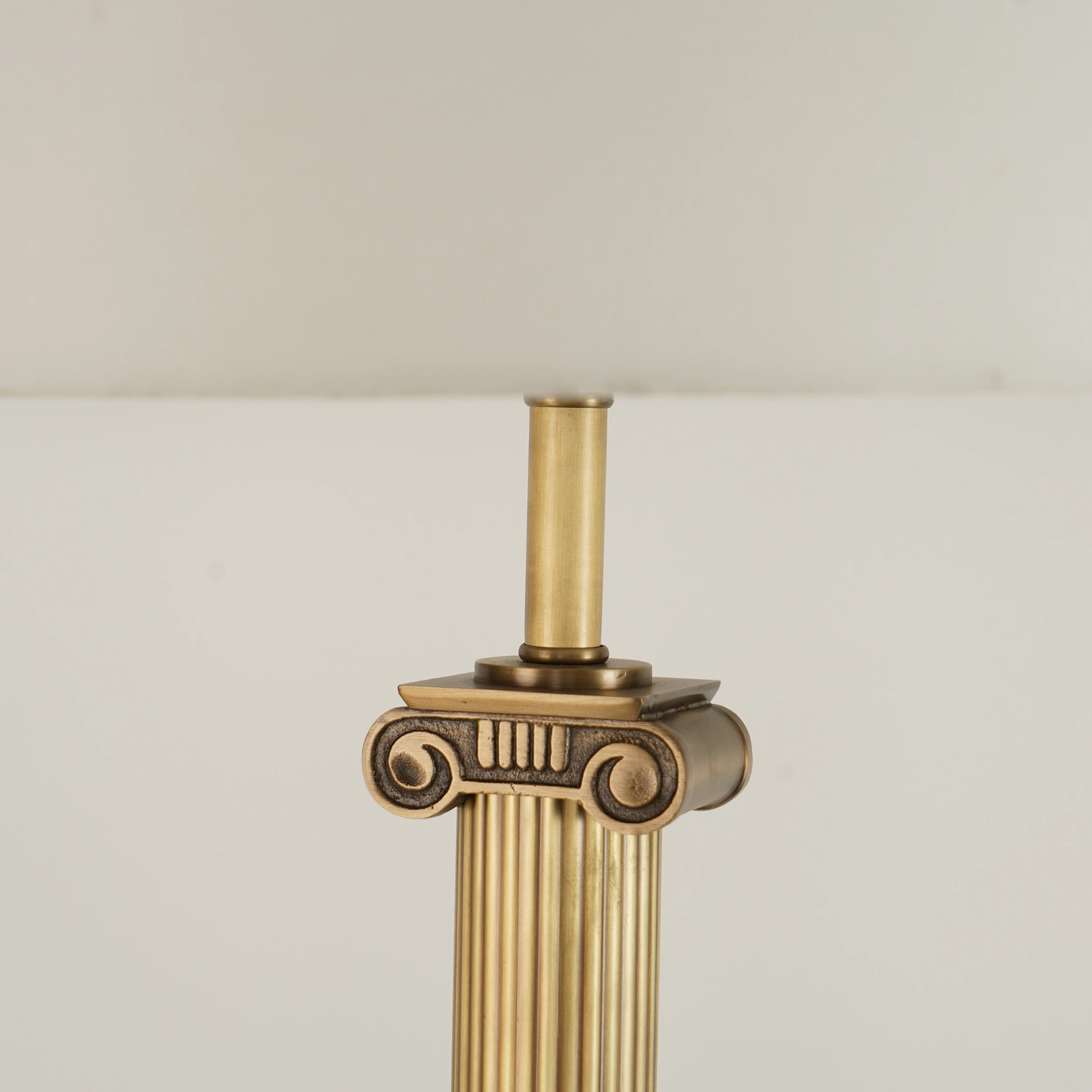 Quattrefoil Luxury Decor & Lighting