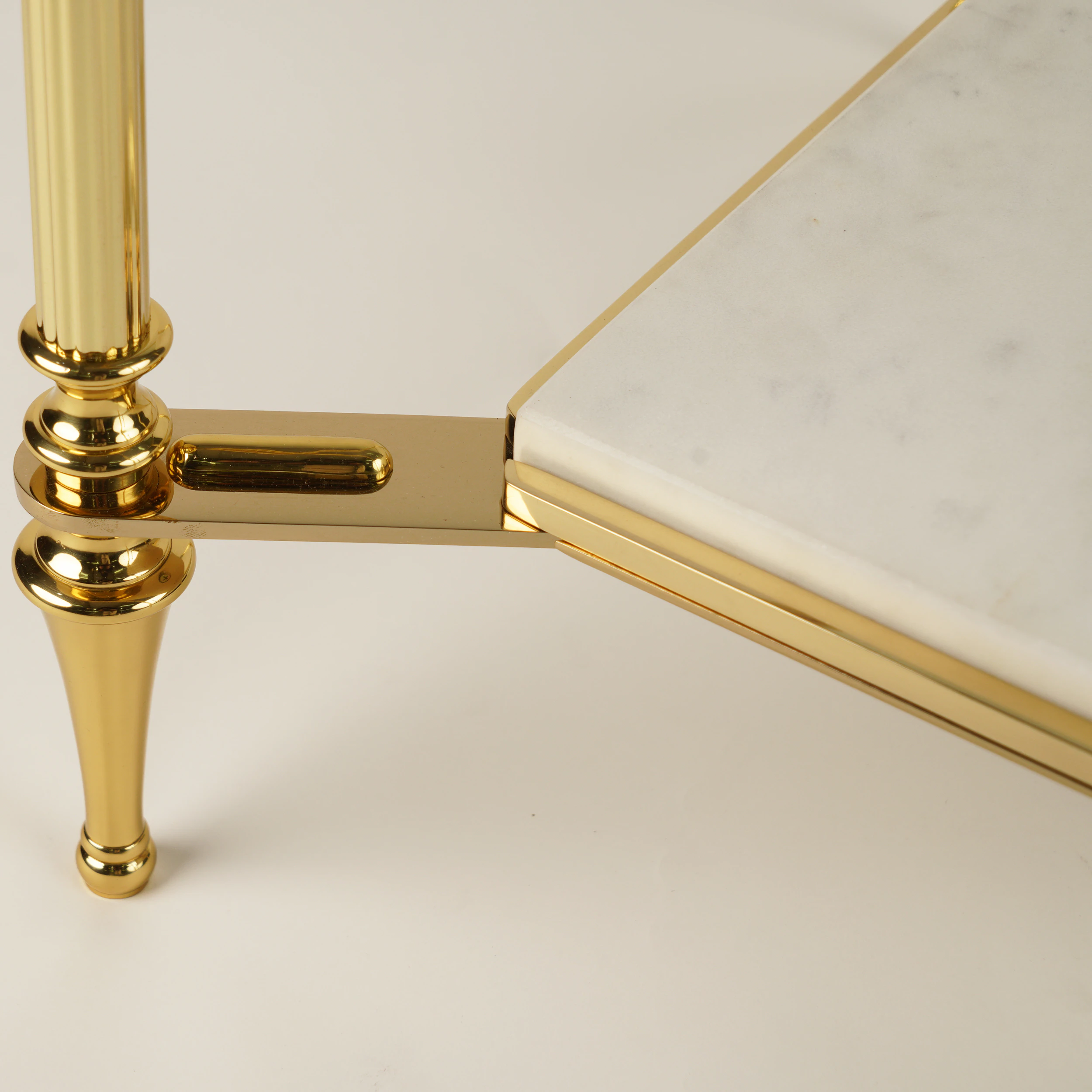 Quattrefoil Luxury Decor & Lighting