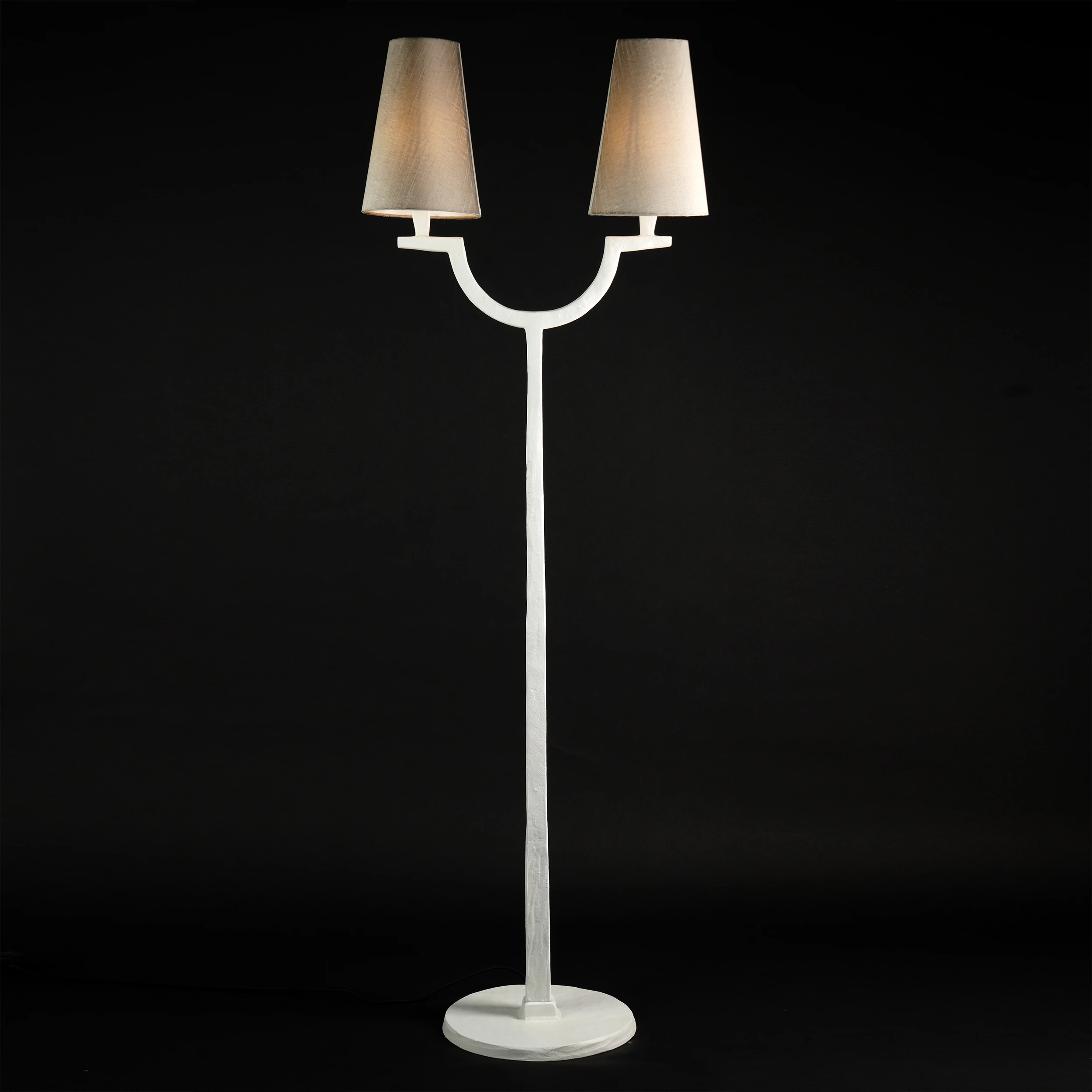 Quattrefoil Luxury Decor & Lighting