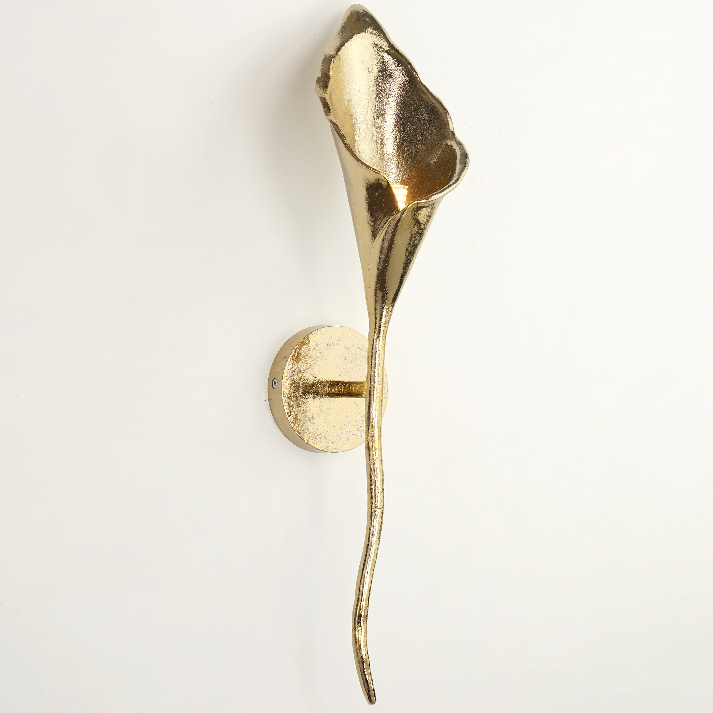 Quattrefoil Luxury Decor & Lighting