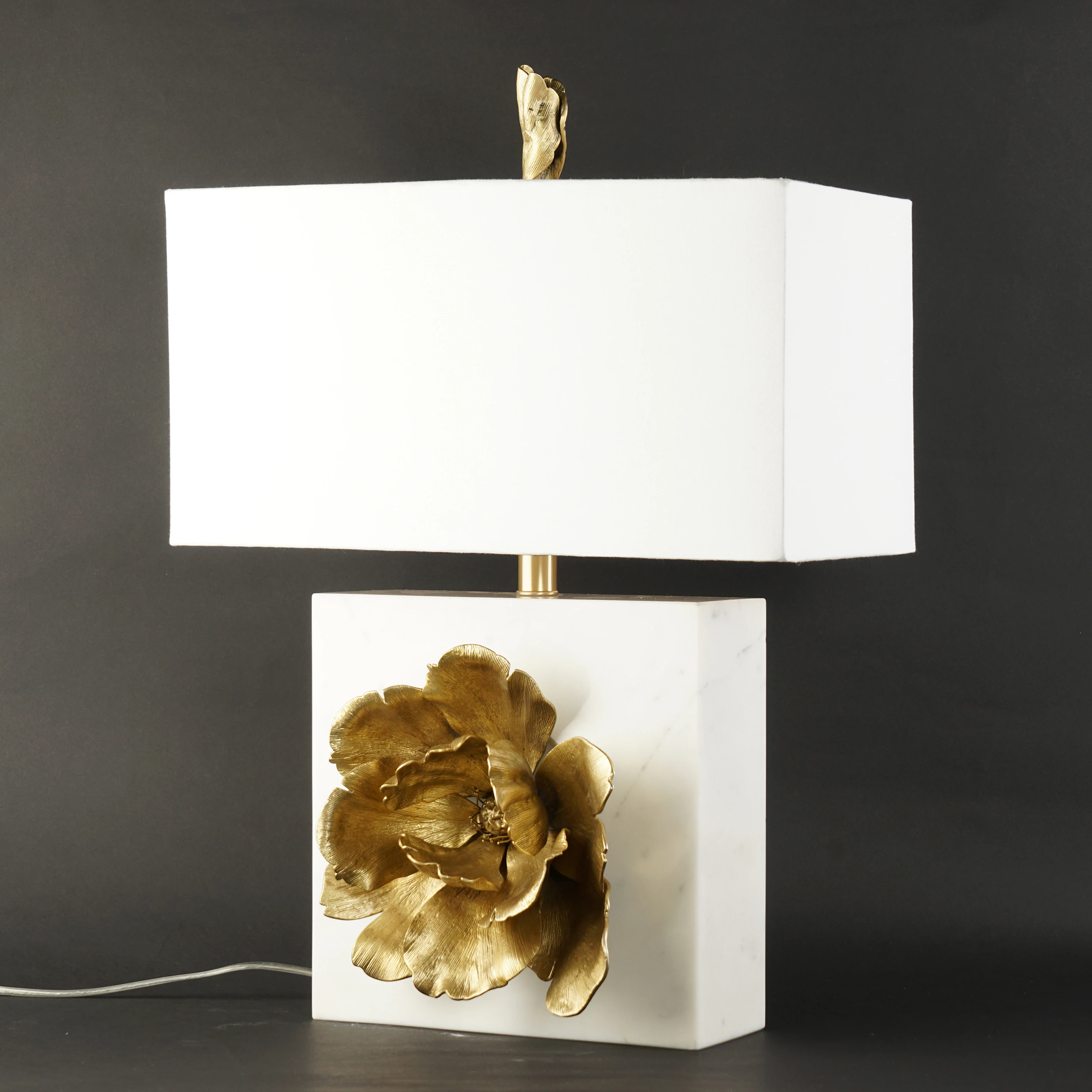 Quattrefoil Luxury Decor & Lighting