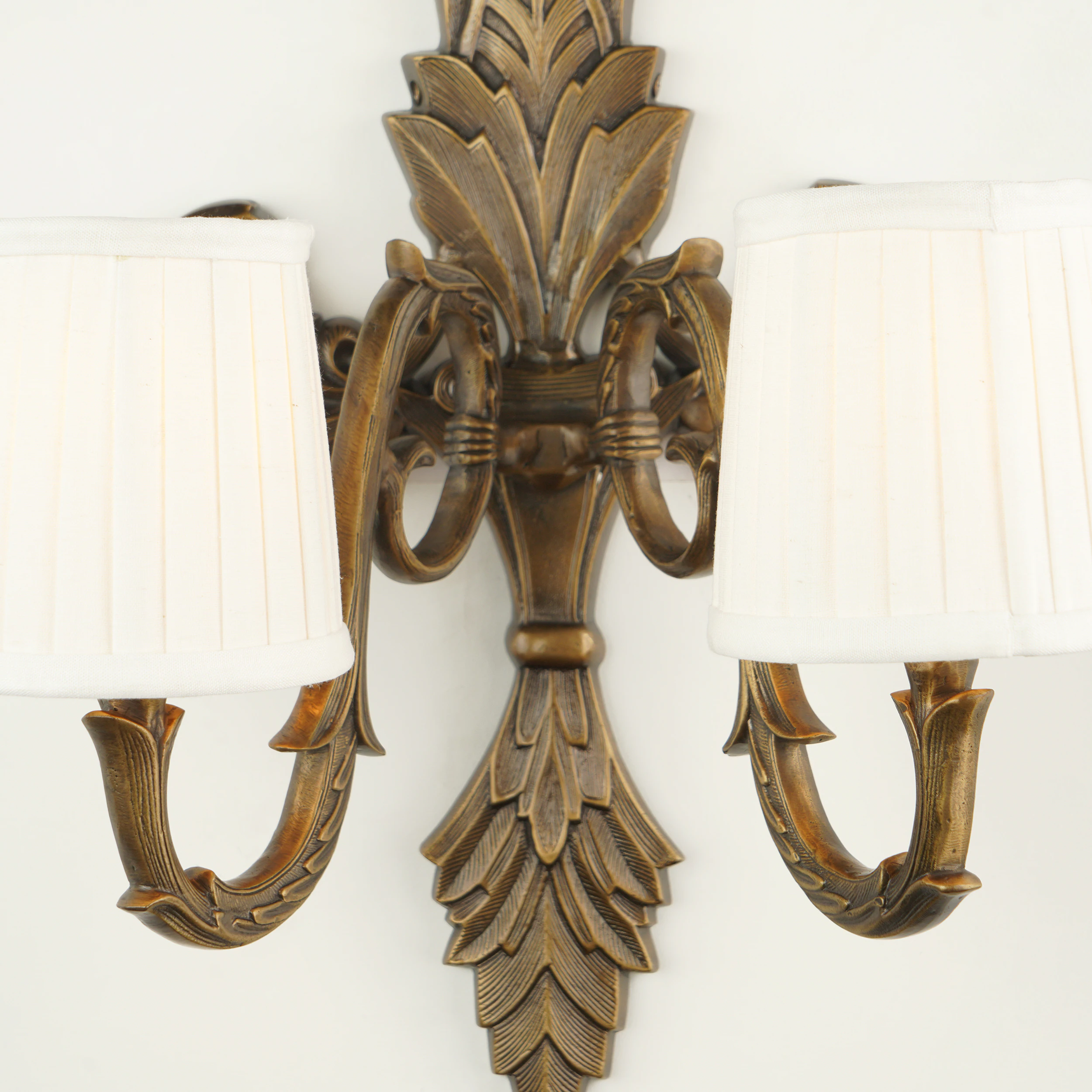 Quattrefoil Luxury Decor & Lighting