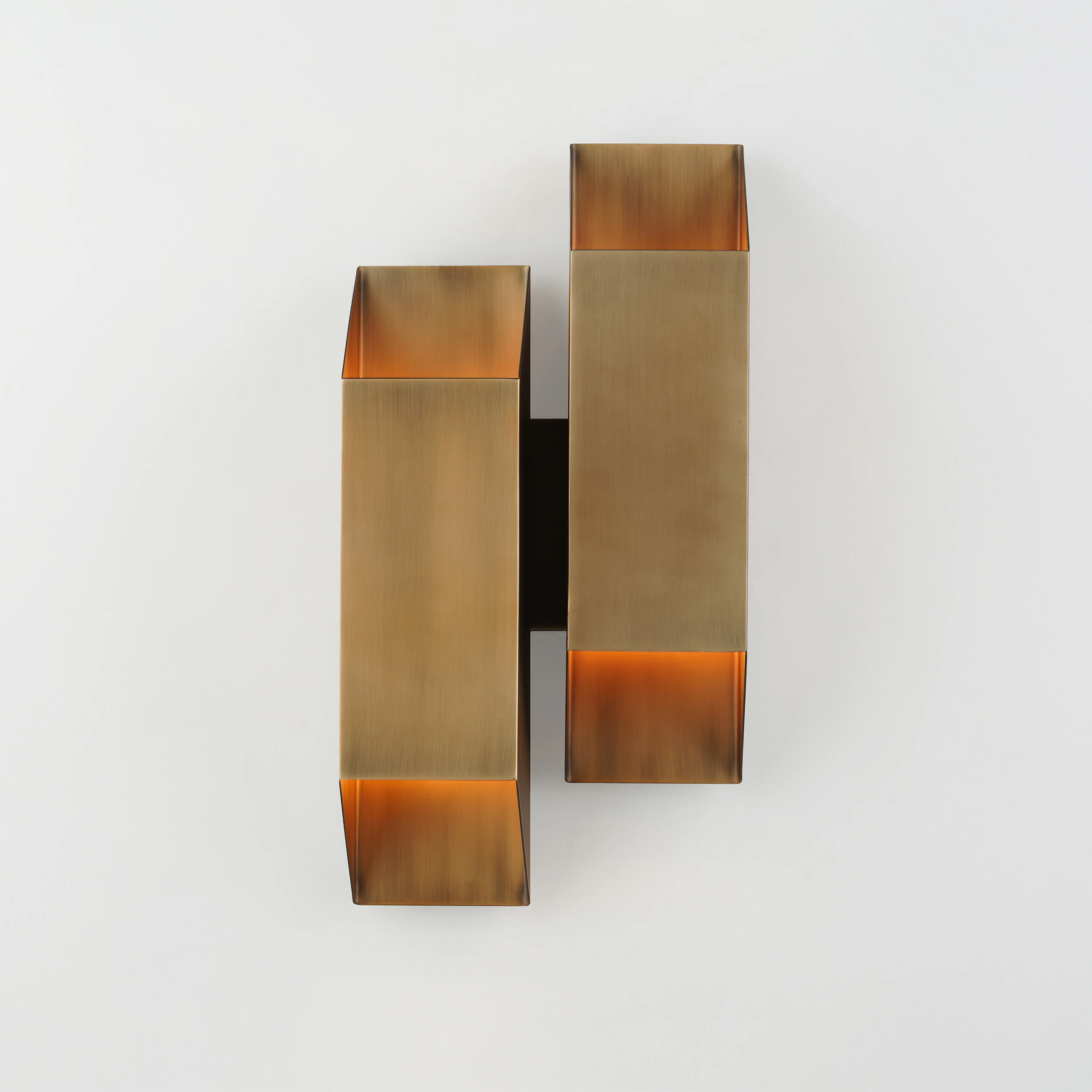 Quattrefoil Luxury Decor & Lighting