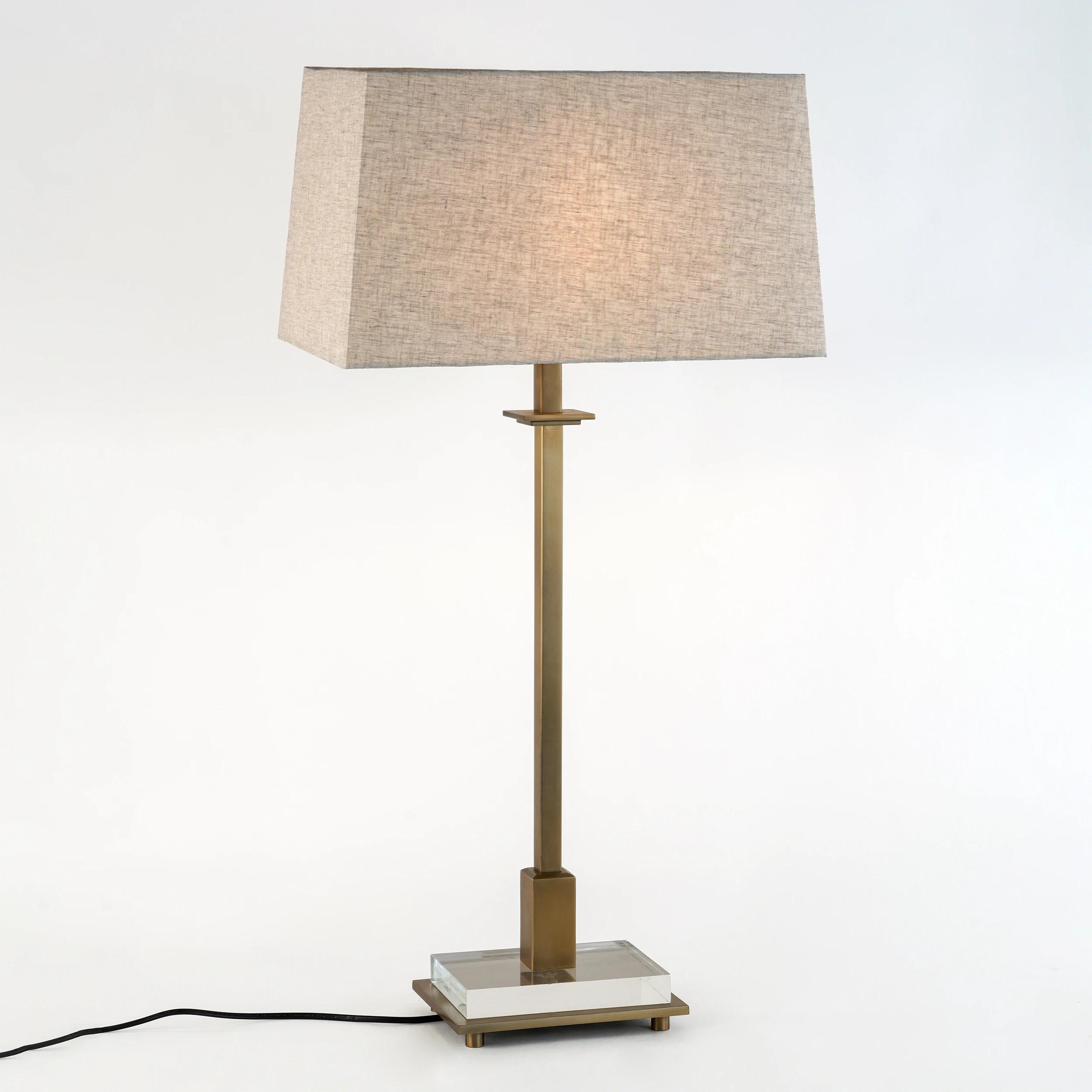 Quattrefoil Luxury Decor & Lighting