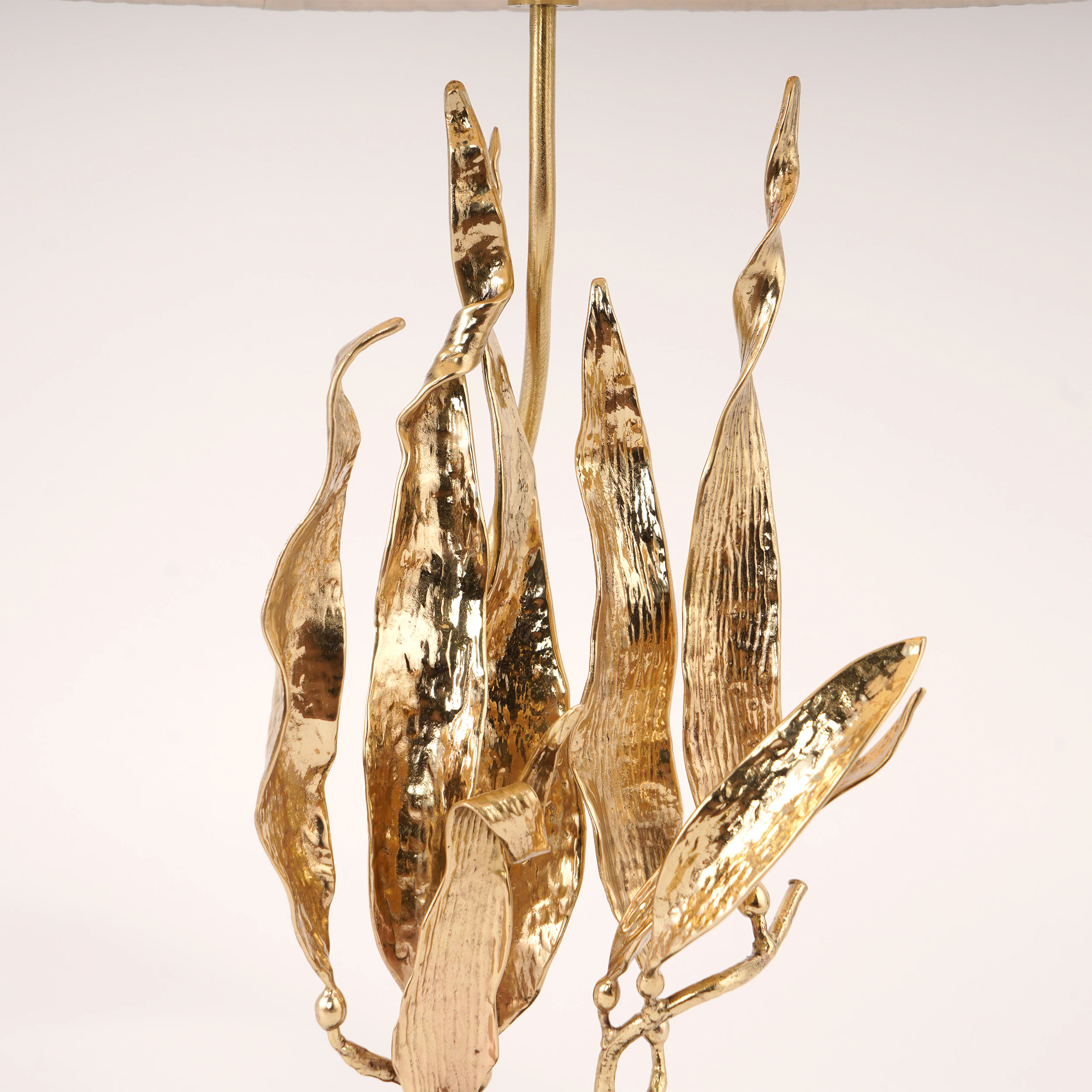 Quattrefoil Luxury Decor & Lighting