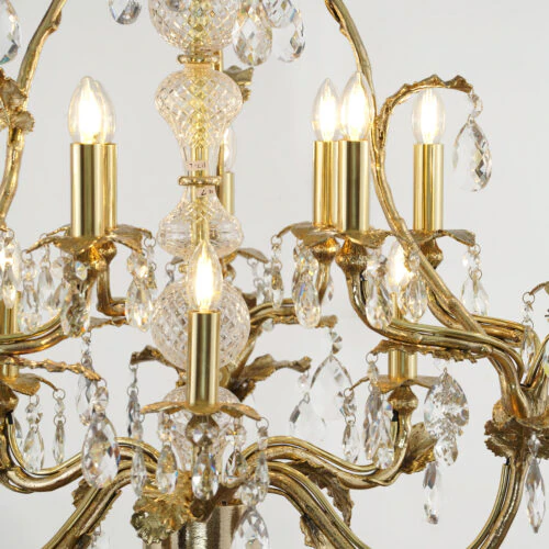 Quattrefoil Luxury Decor & Lighting