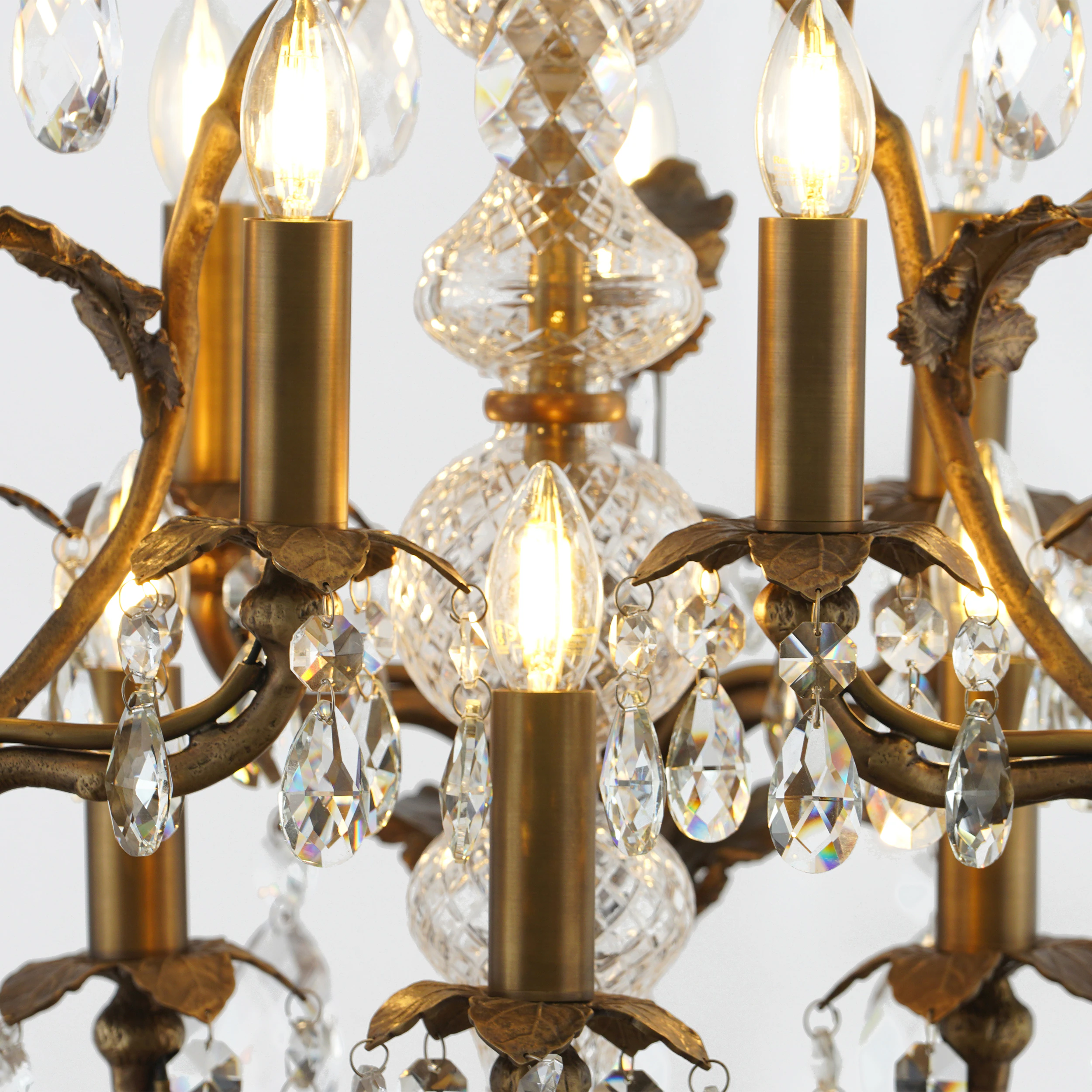 Quattrefoil Luxury Decor & Lighting