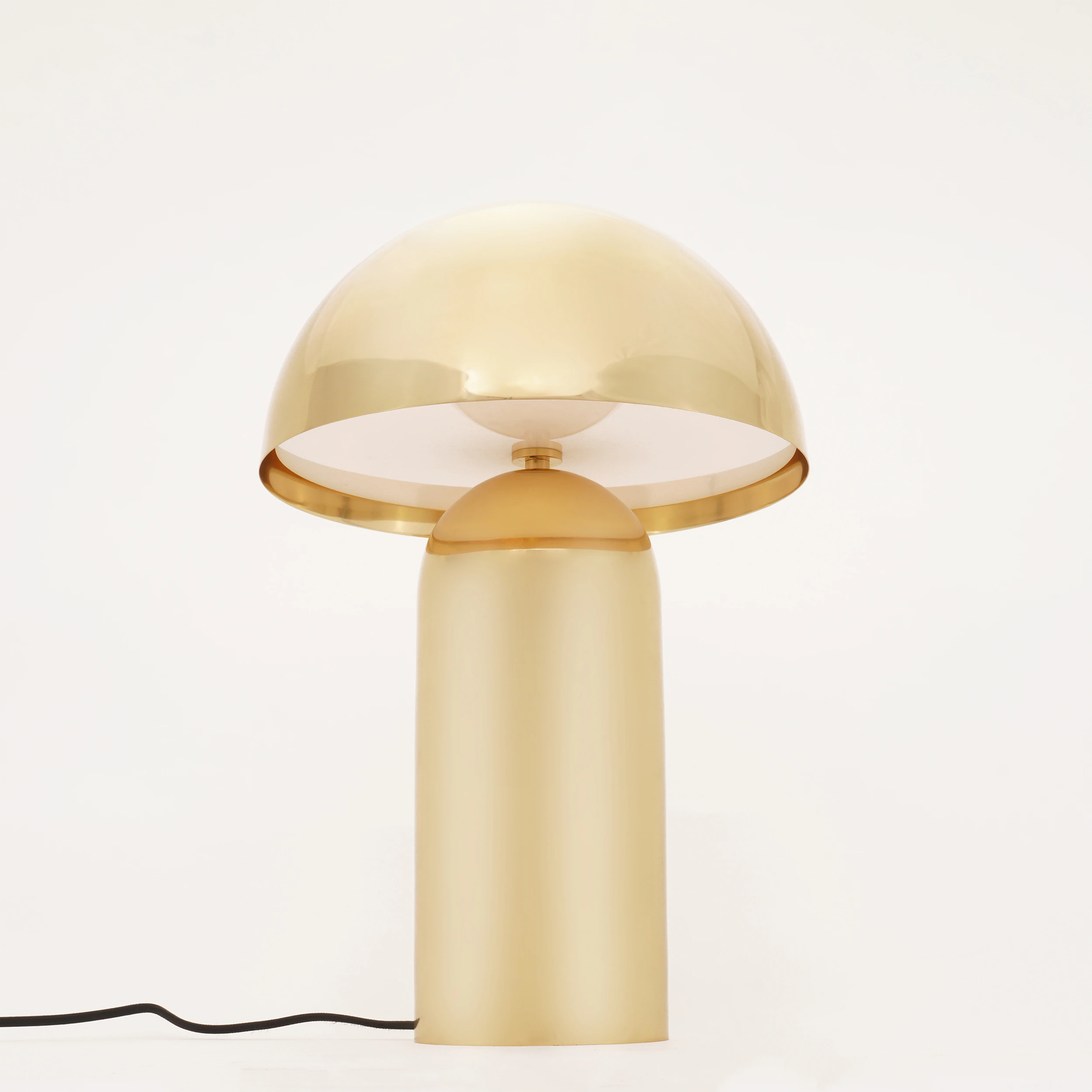 Quattrefoil Luxury Decor & Lighting