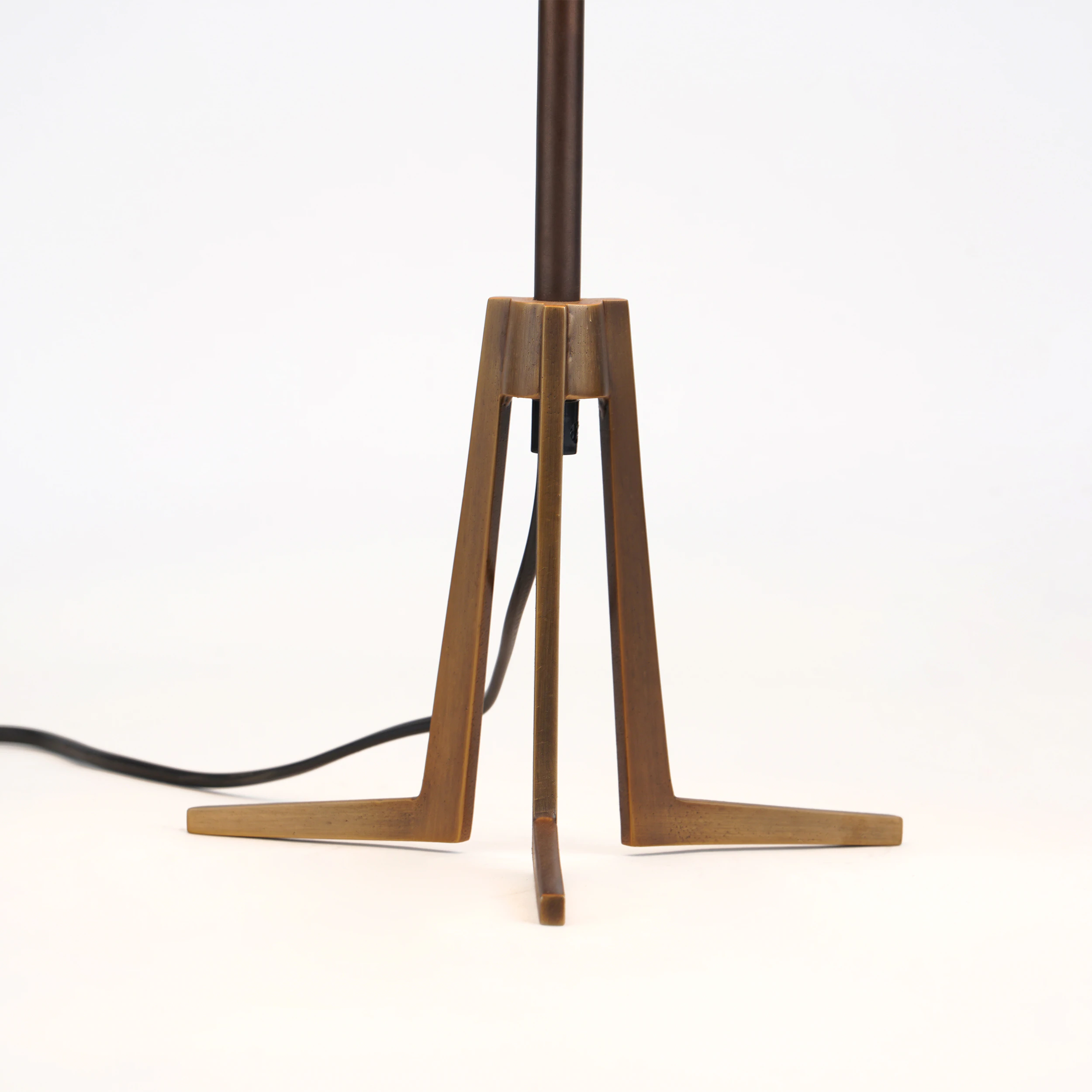 Quattrefoil Luxury Decor & Lighting
