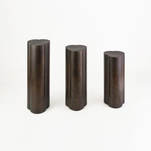 CLOVER PEDESTAL