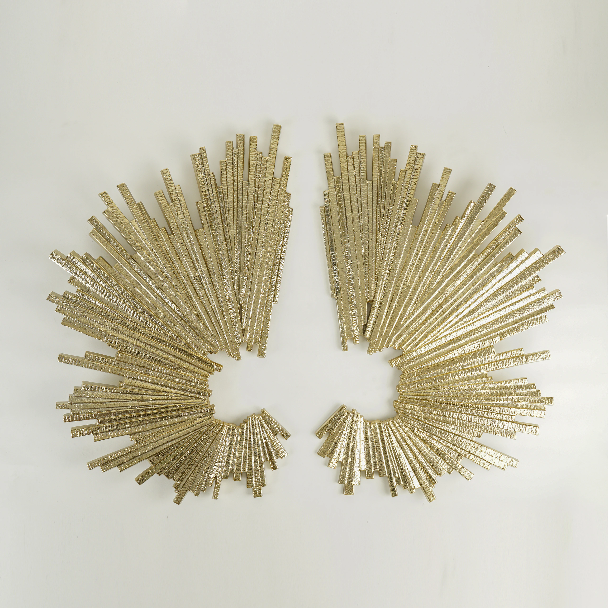 Quattrefoil Luxury Decor & Lighting