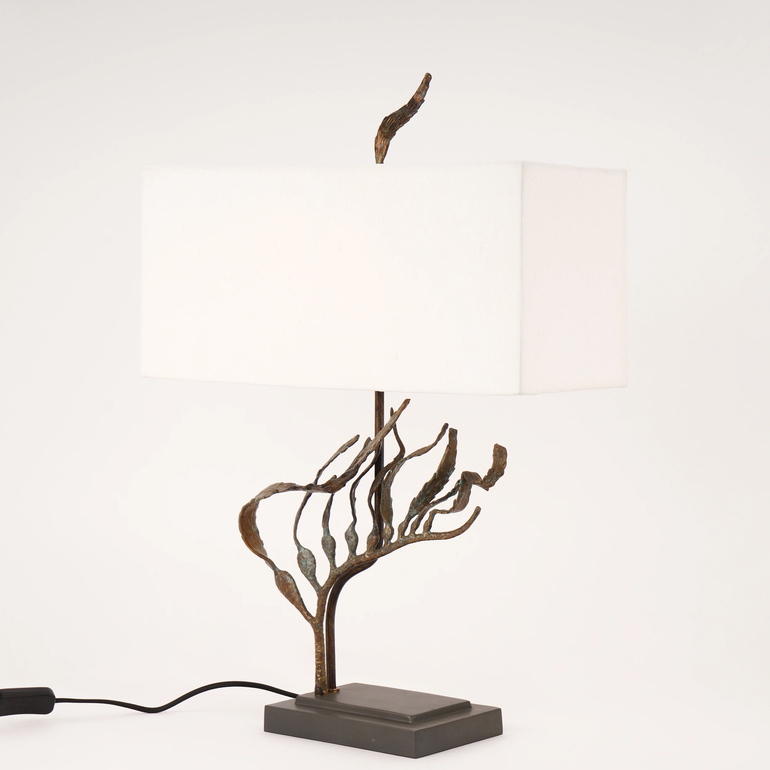 Quattrefoil Luxury Decor & Lighting