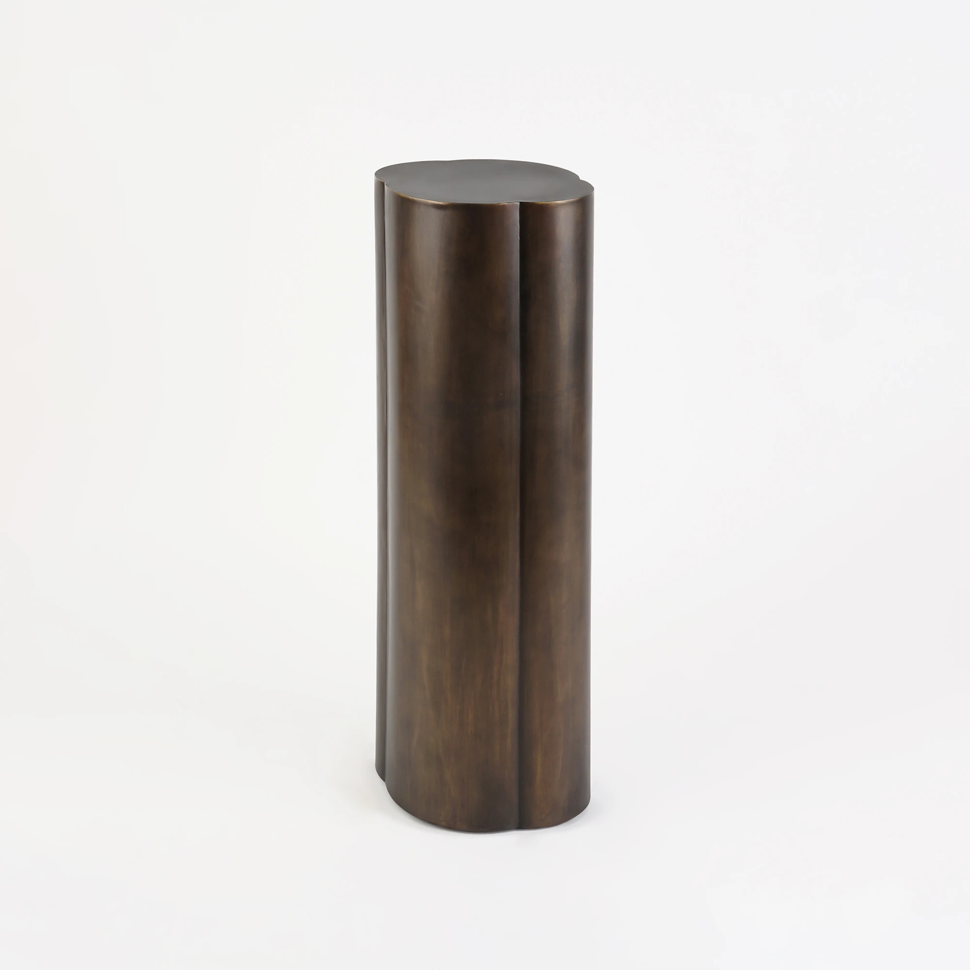 Quattrefoil Luxury Decor & Lighting
