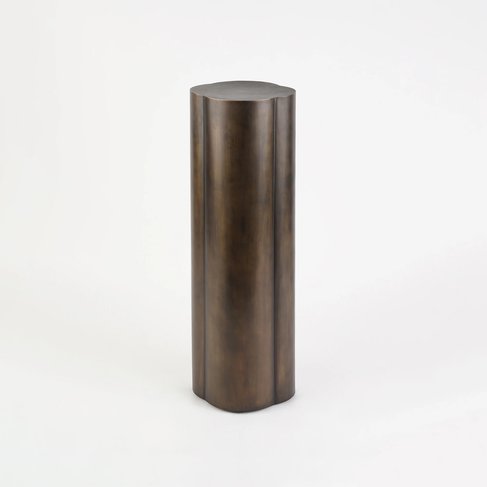 Quattrefoil Luxury Decor & Lighting
