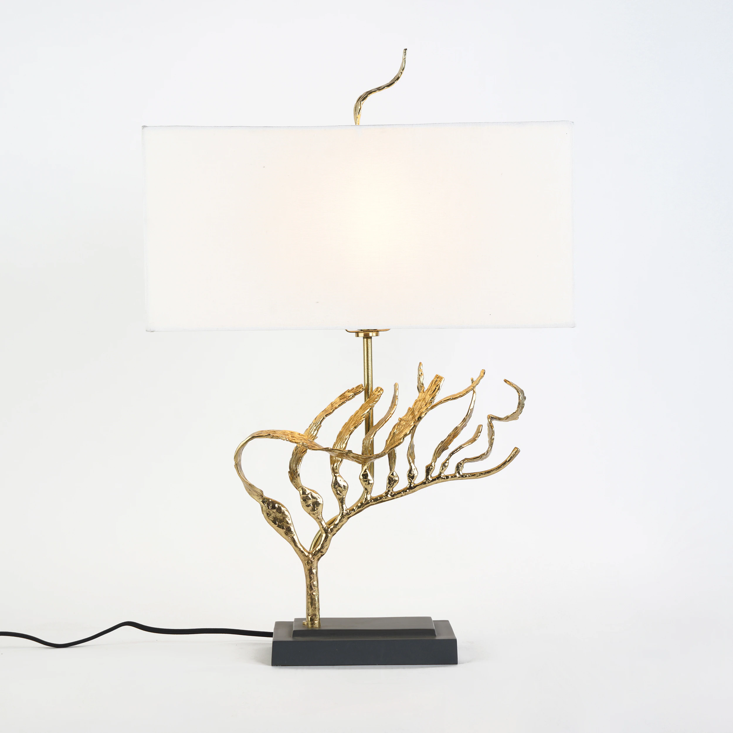 Quattrefoil Luxury Decor & Lighting