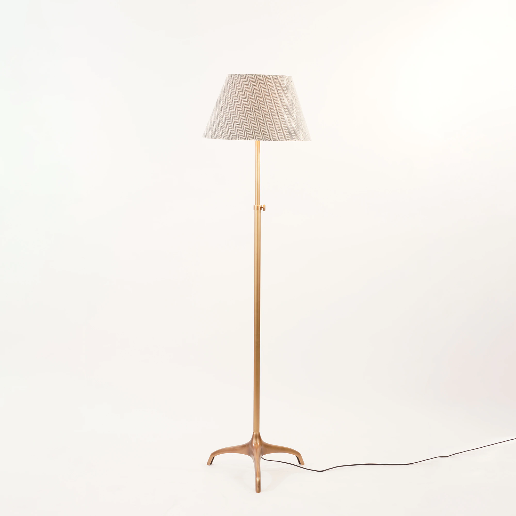 Quattrefoil Luxury Decor & Lighting