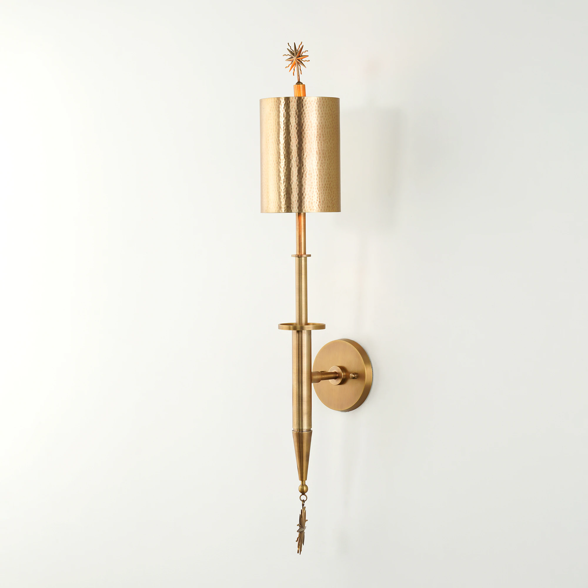 Quattrefoil Luxury Decor & Lighting