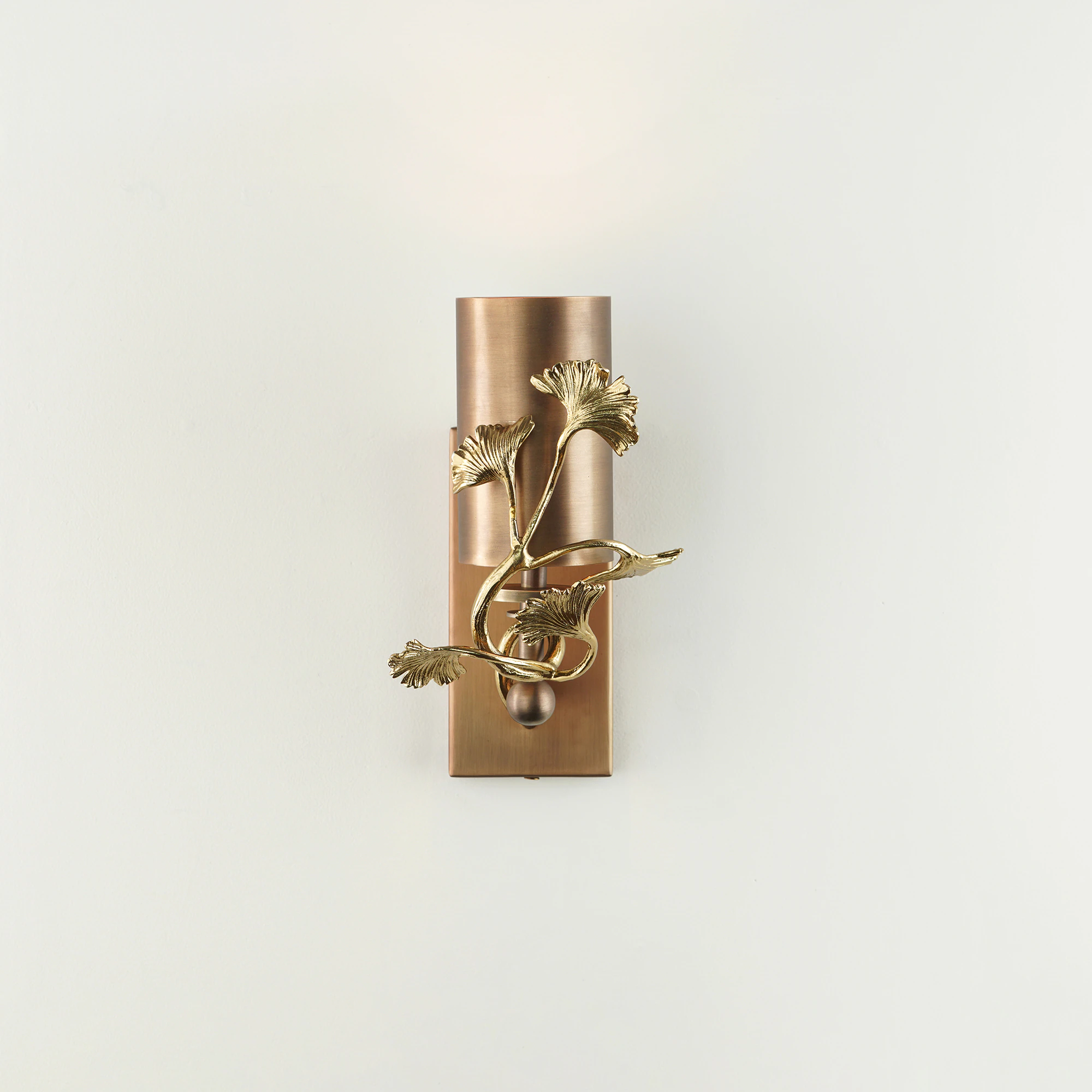 Quattrefoil Luxury Decor & Lighting