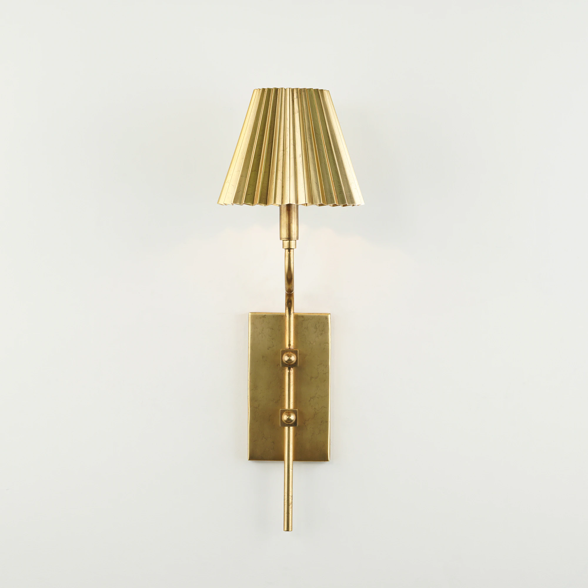 Quattrefoil Luxury Decor & Lighting