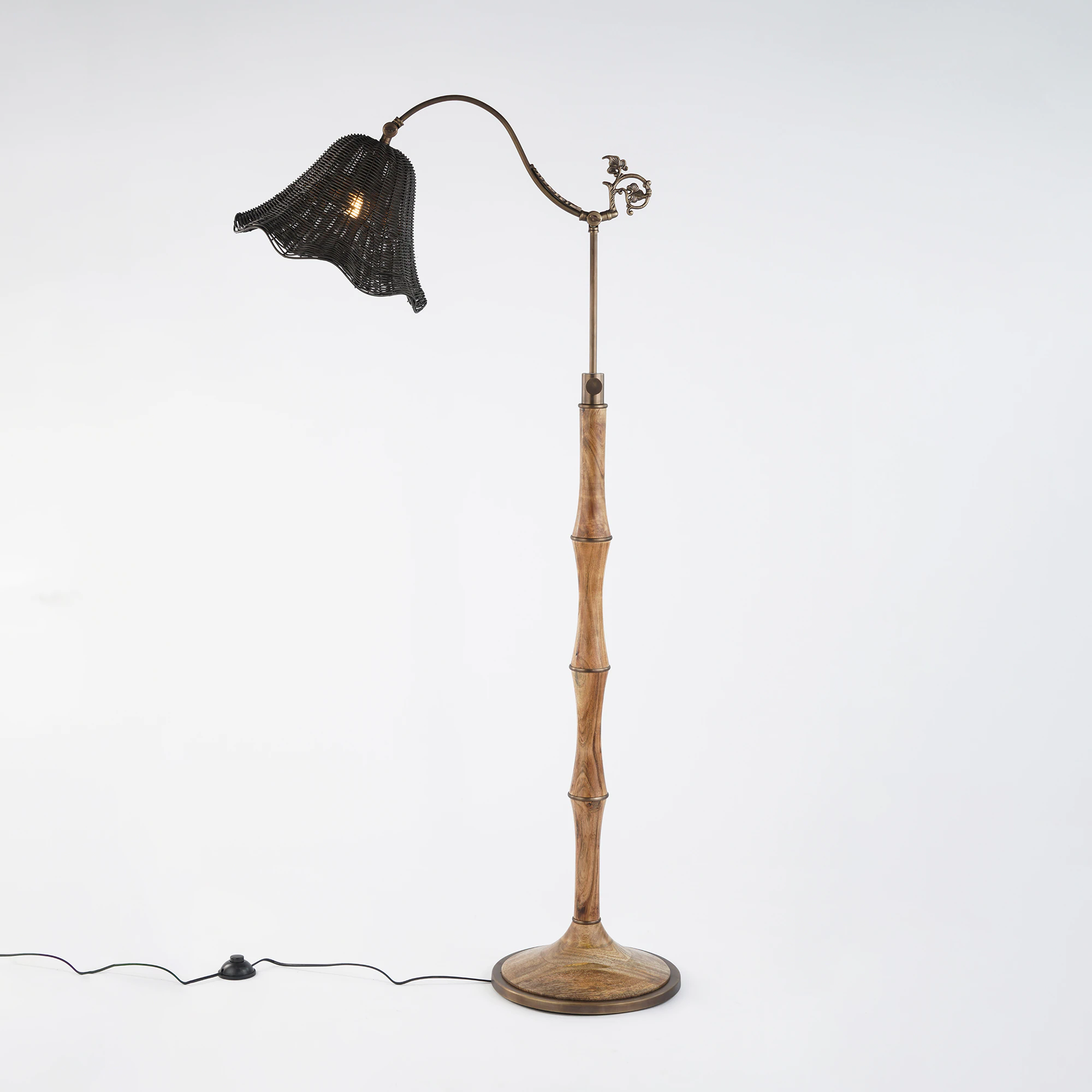 Quattrefoil Luxury Decor & Lighting