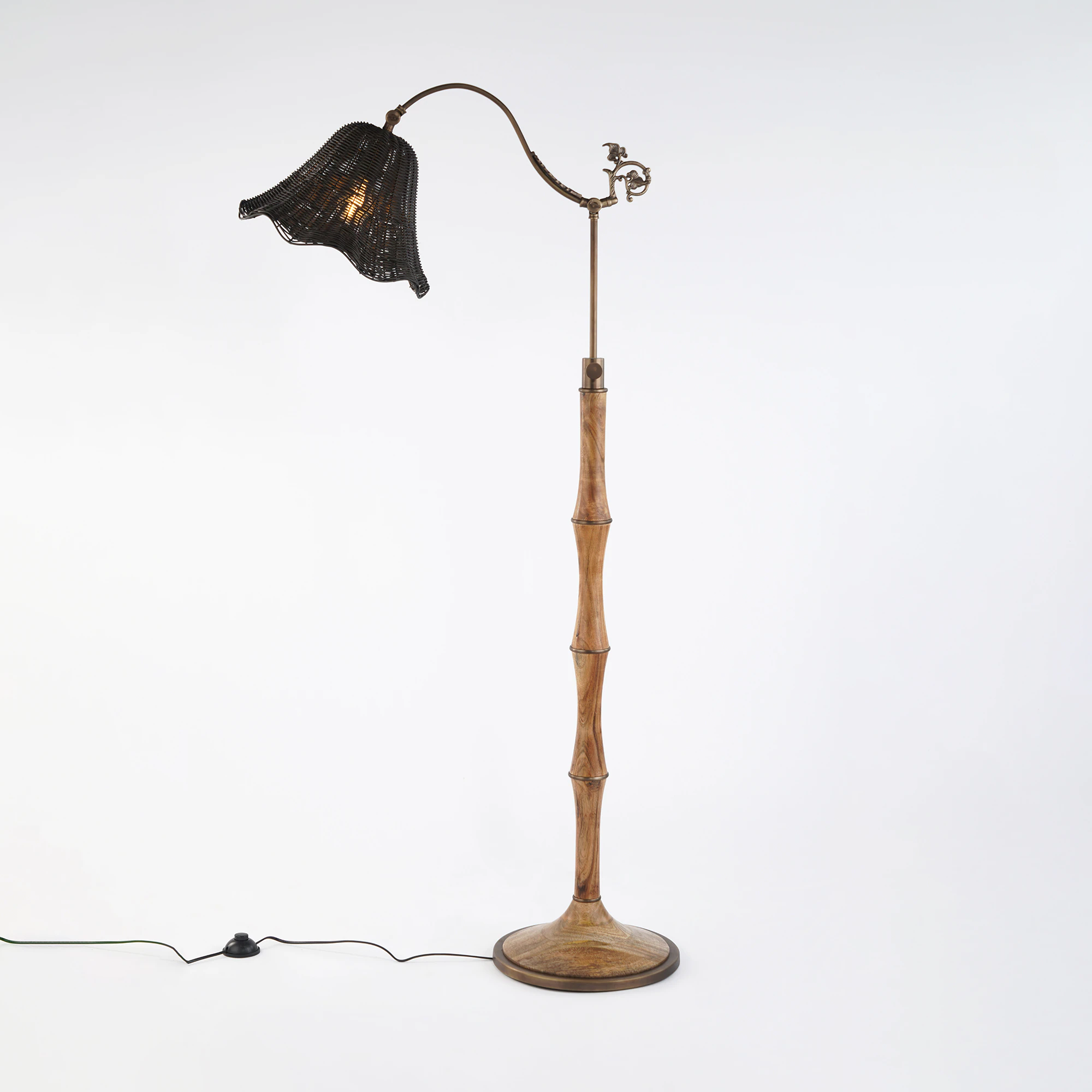 Quattrefoil Luxury Decor & Lighting